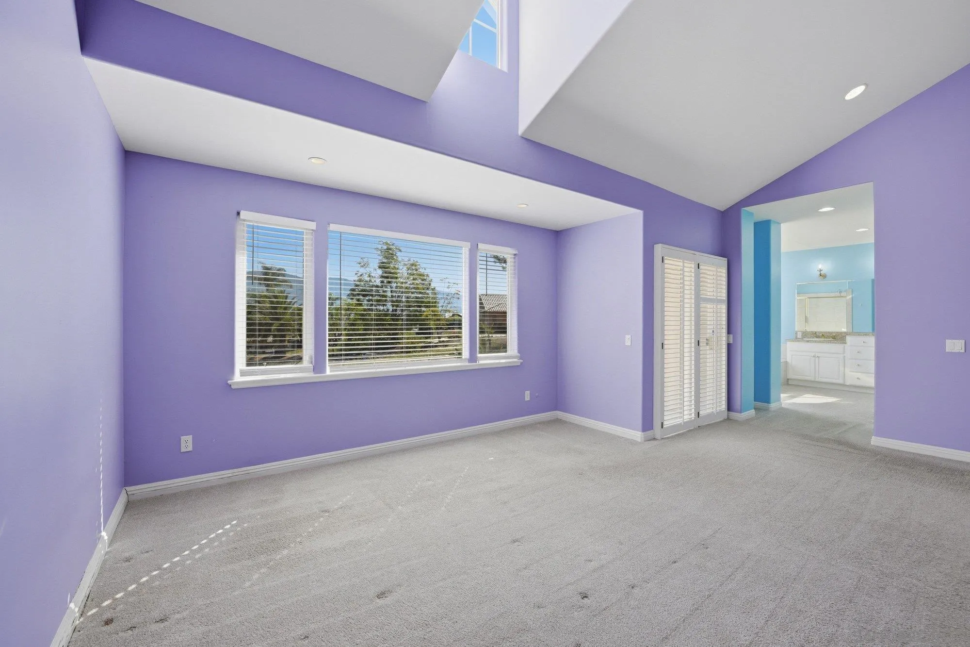 https://cdn.realtyfeed.com/cdn/127/260010372/5c54db41135fc7181e5598fc985dba00.webp
