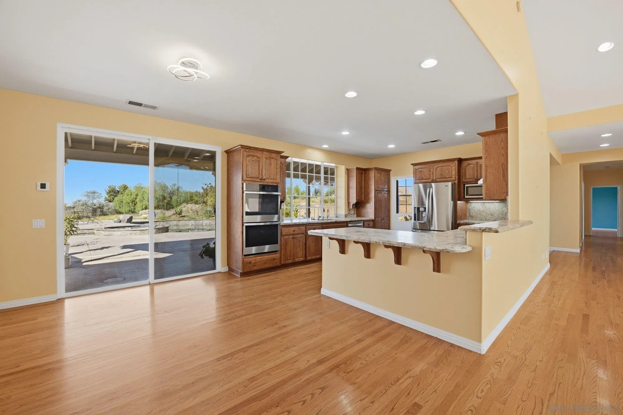 https://cdn.realtyfeed.com/cdn/127/260010372/6794922e6589690ac00005f111ad2a5b.webp