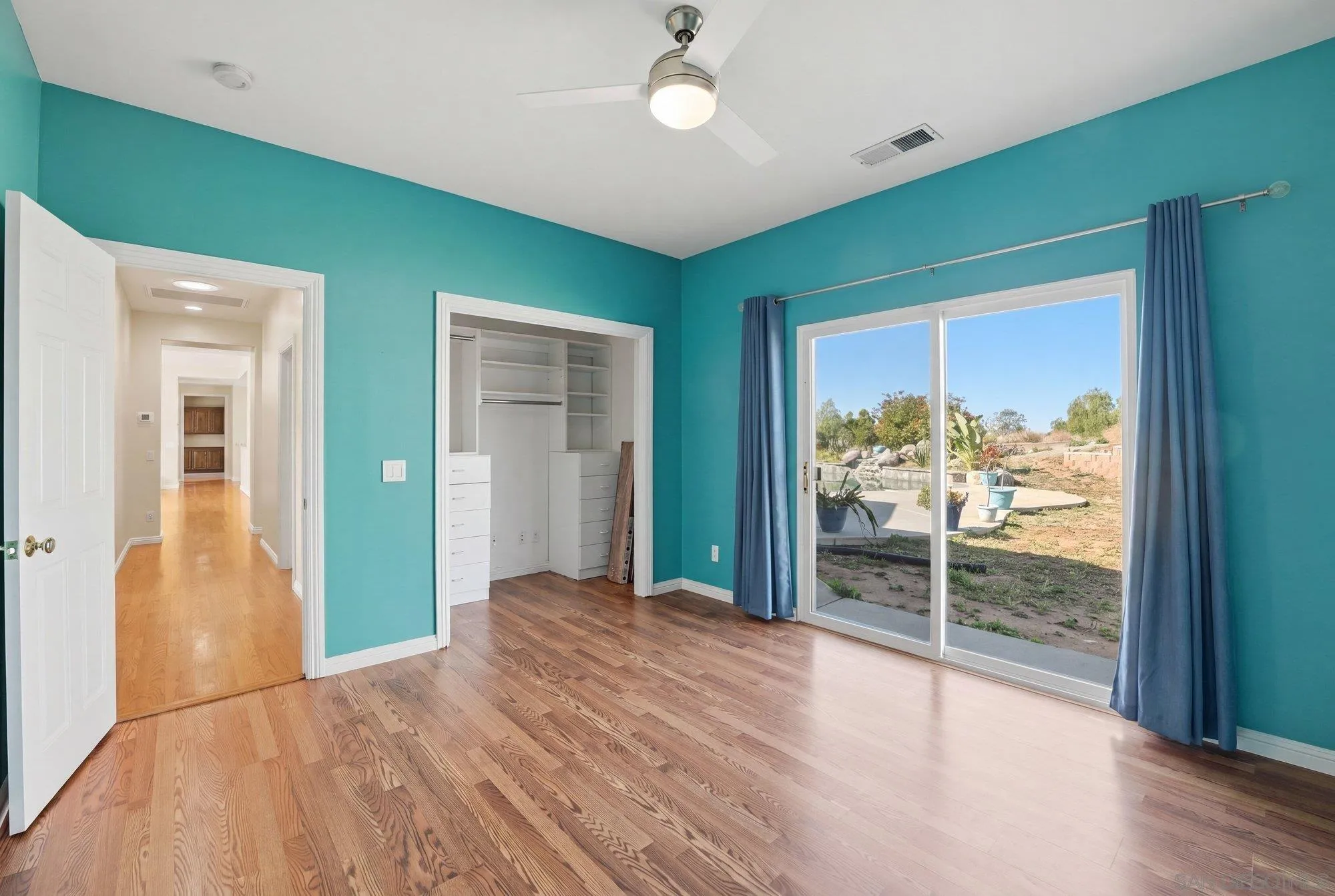 https://cdn.realtyfeed.com/cdn/127/260010372/6f4672d59a61f2e98c9d8ed9e90261ef.webp
