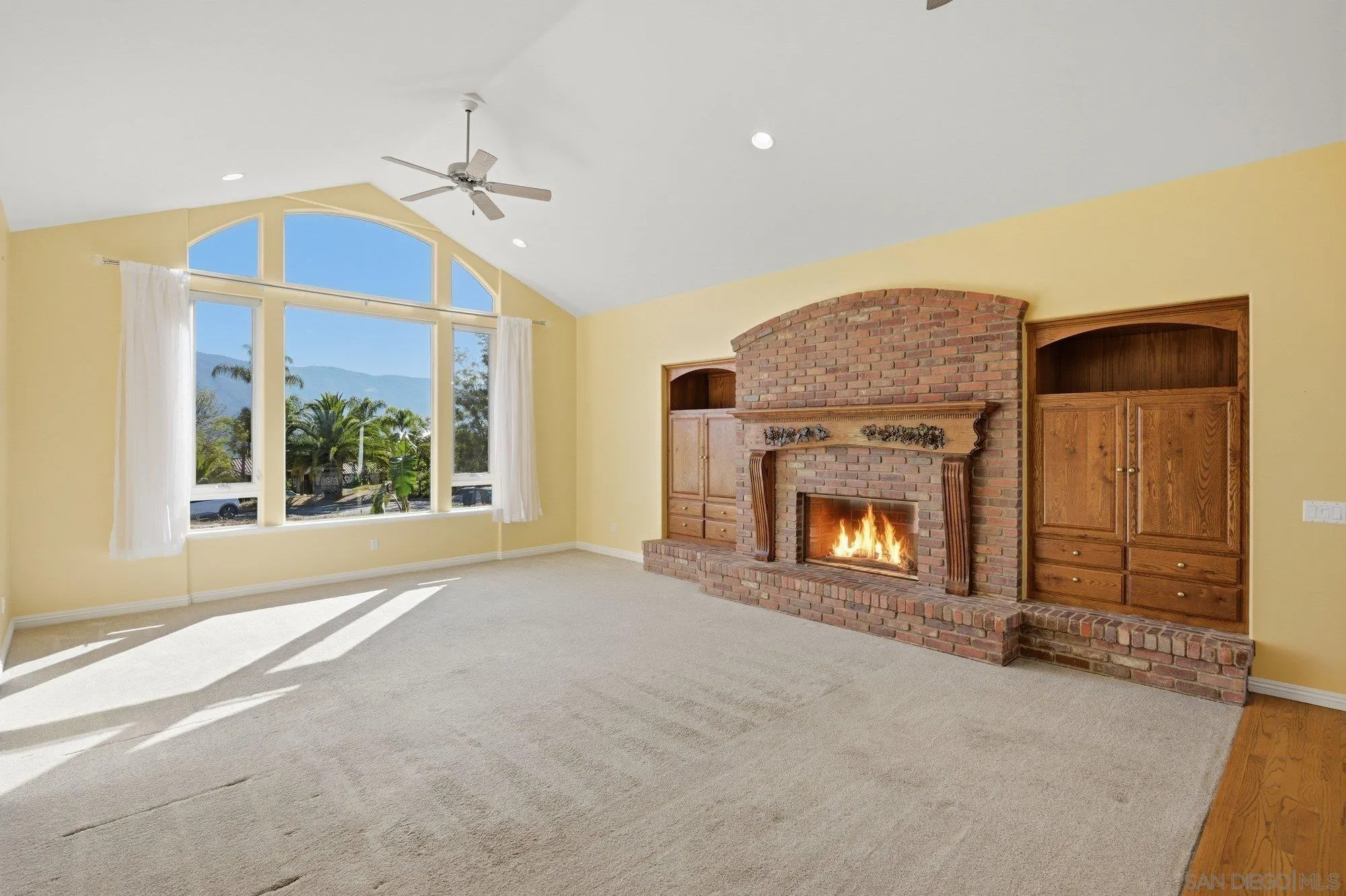 https://cdn.realtyfeed.com/cdn/127/260010372/f7918f7409869015c68e2396c3e91150.webp