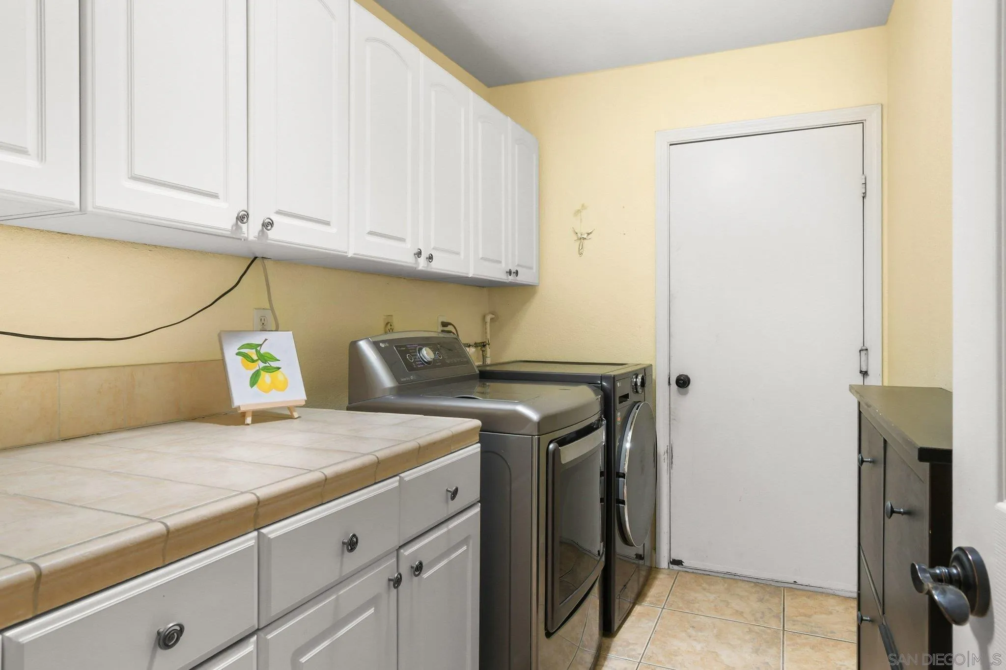 https://cdn.realtyfeed.com/cdn/127/260010373/8846d0a83c57cc9282d3ecedc9a7033d.webp