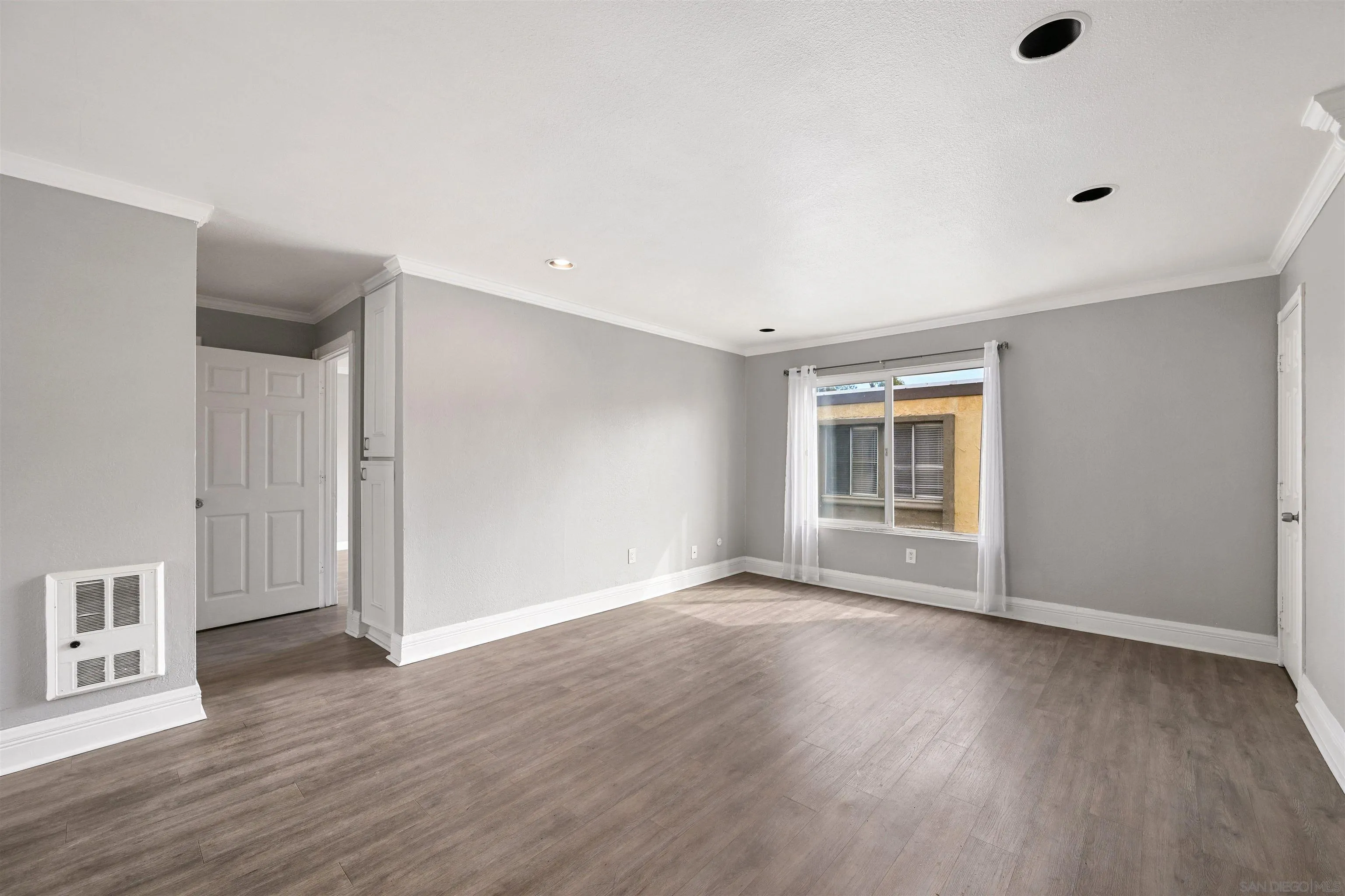 Photo #3: 260010374 Listing: Photo #3