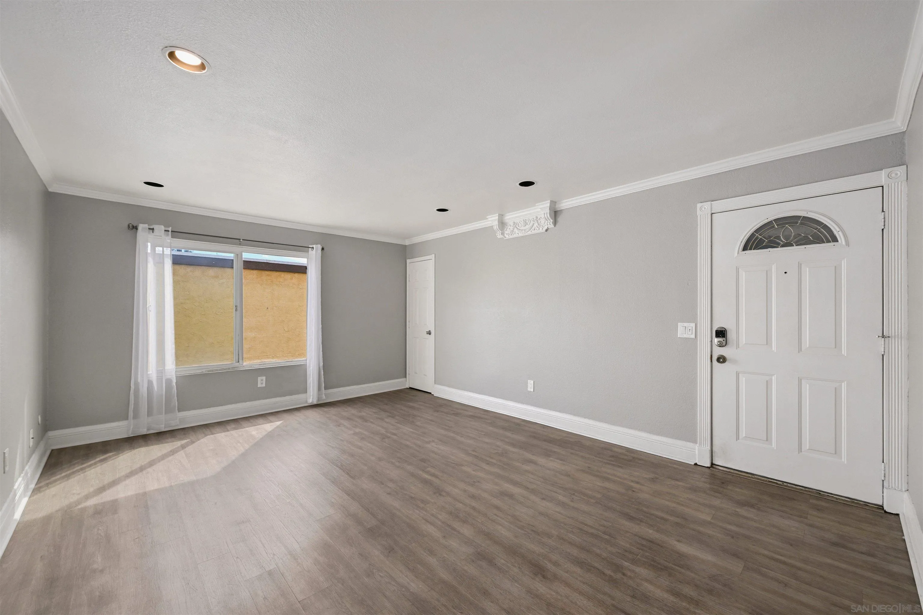 Photo #2: 260010374 Listing: Photo #2