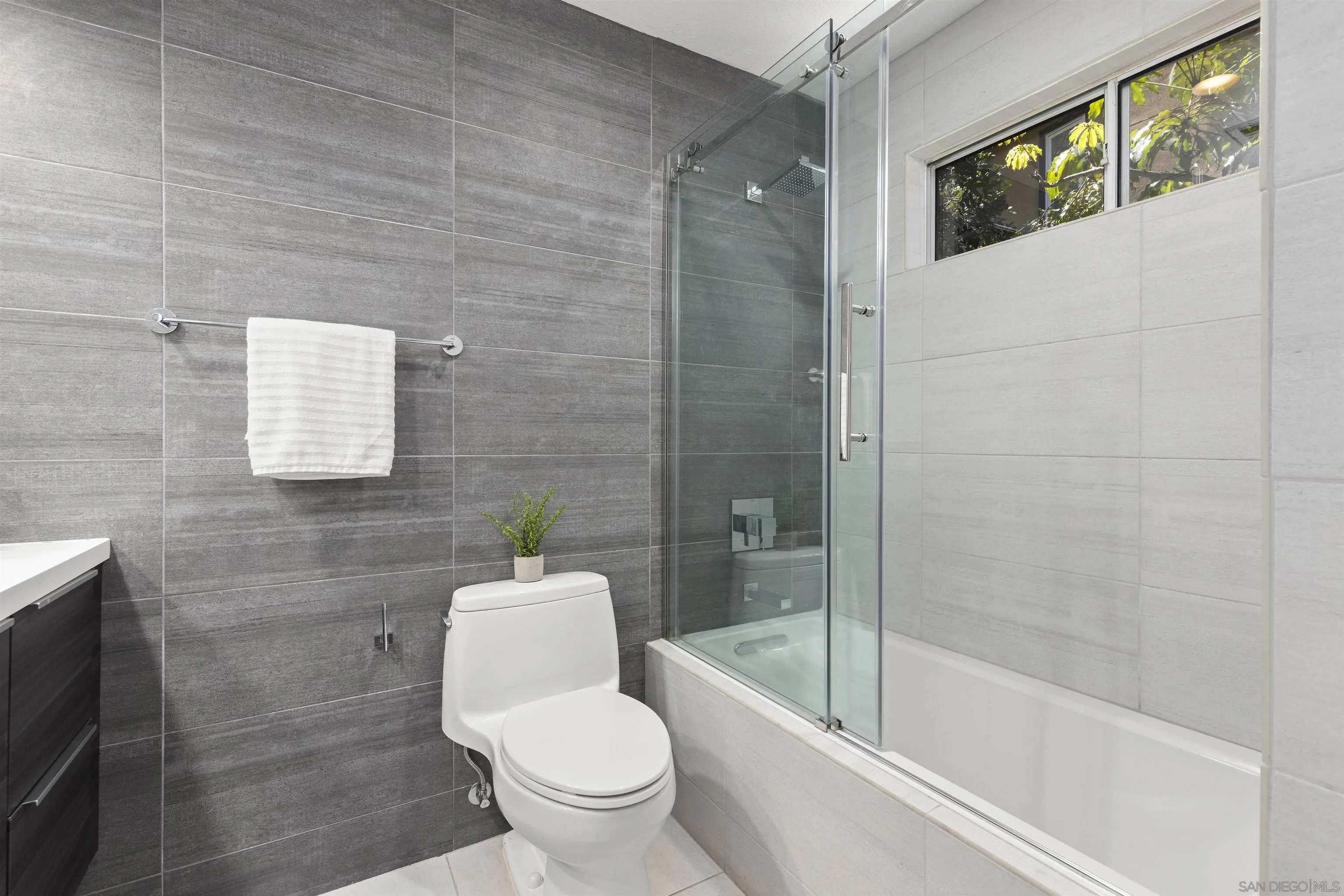 https://cdn.realtyfeed.com/cdn/127/260010375/26e7ef4f34ba28ab7126e63565a30638.webp