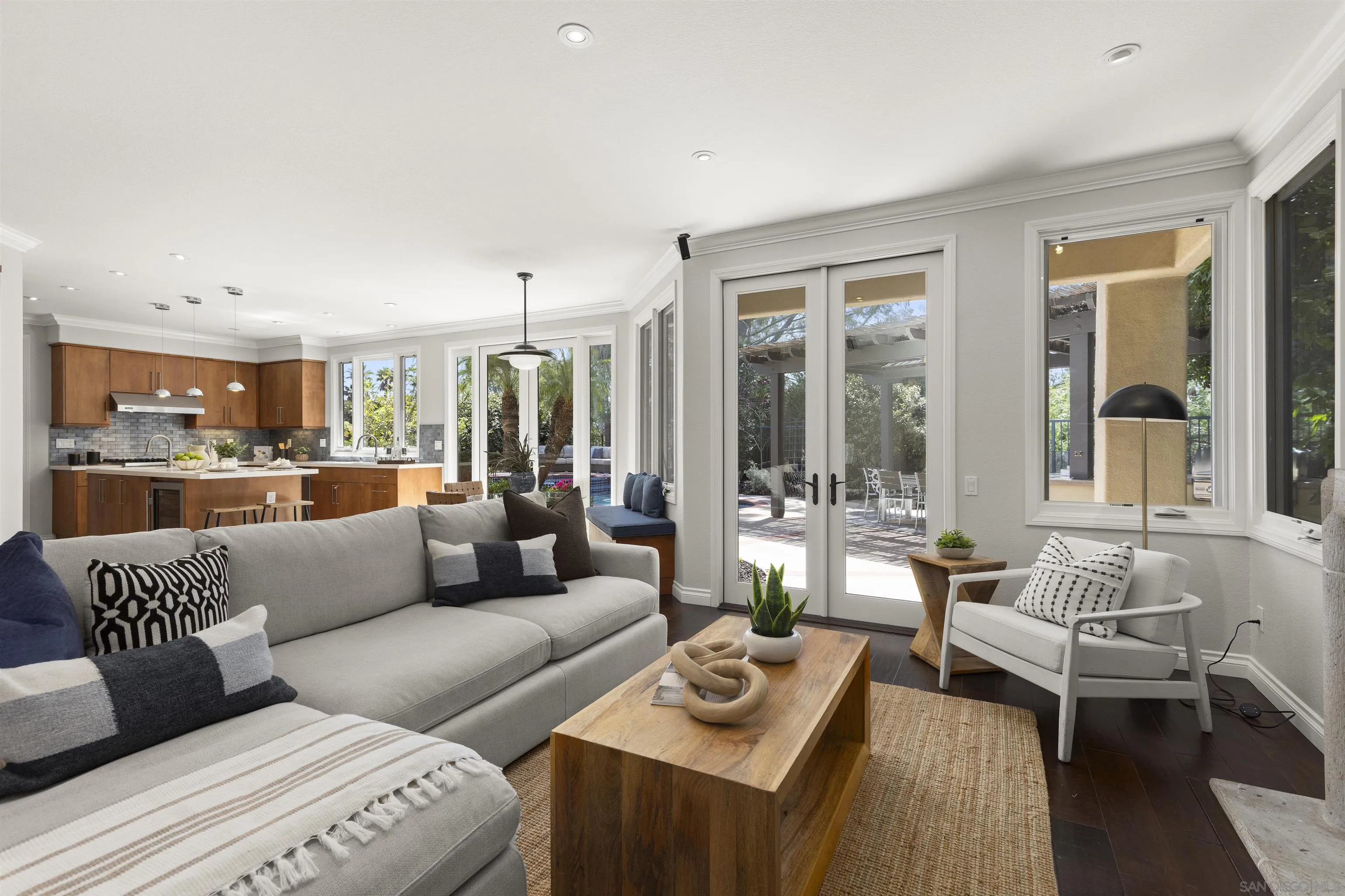 https://cdn.realtyfeed.com/cdn/127/260010375/6181da59a0b09e0271ec723af0e3738e.webp