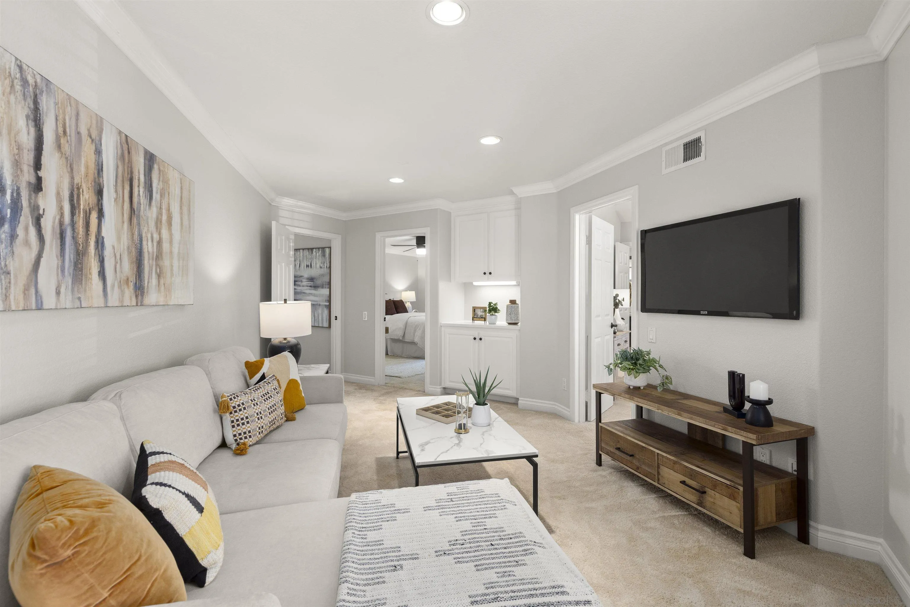 https://cdn.realtyfeed.com/cdn/127/260010375/dee14466329a03258c23a9208f2addb2.webp