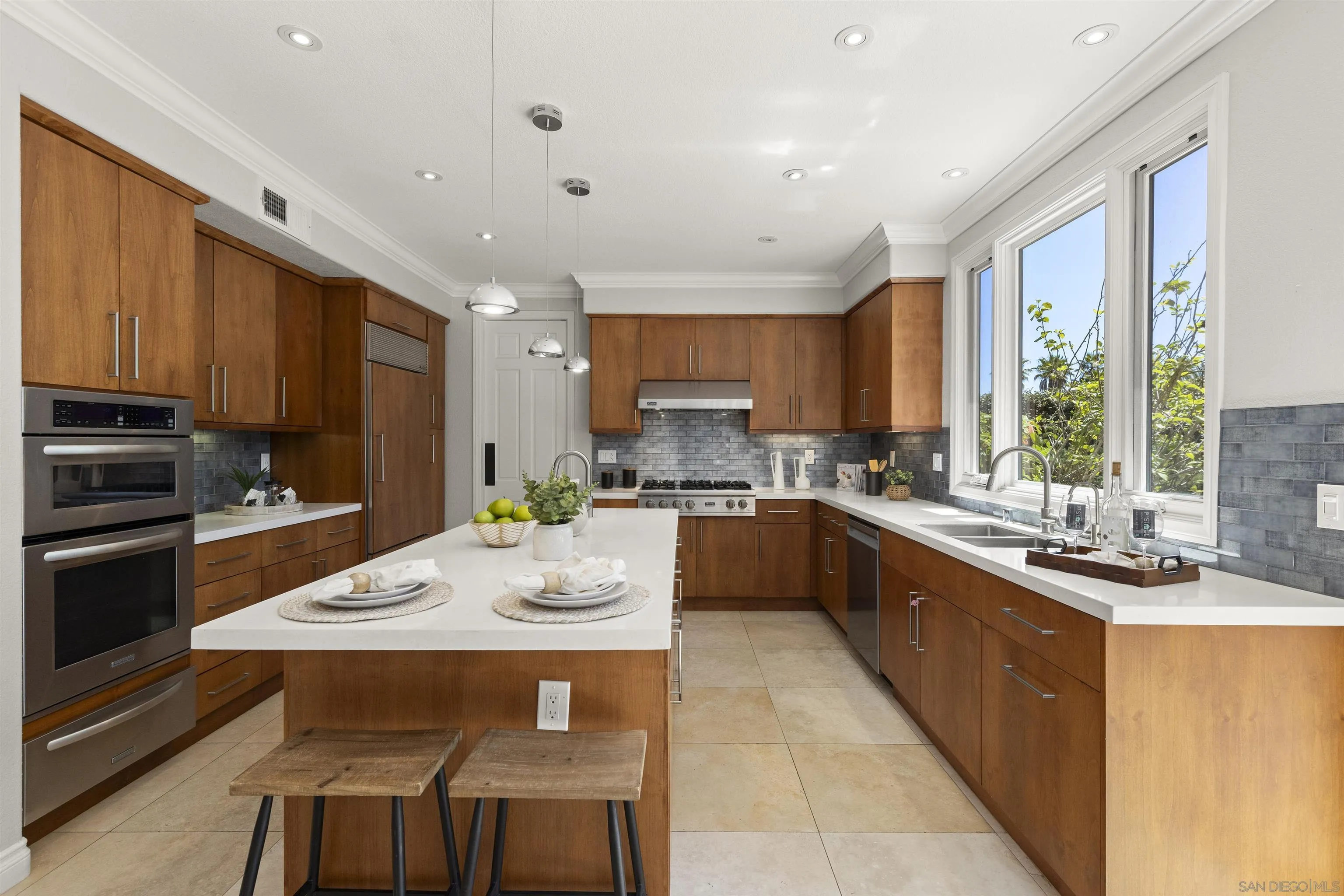 https://cdn.realtyfeed.com/cdn/127/260010375/fc3996332d8eb14f6887b7a0551111ba.webp