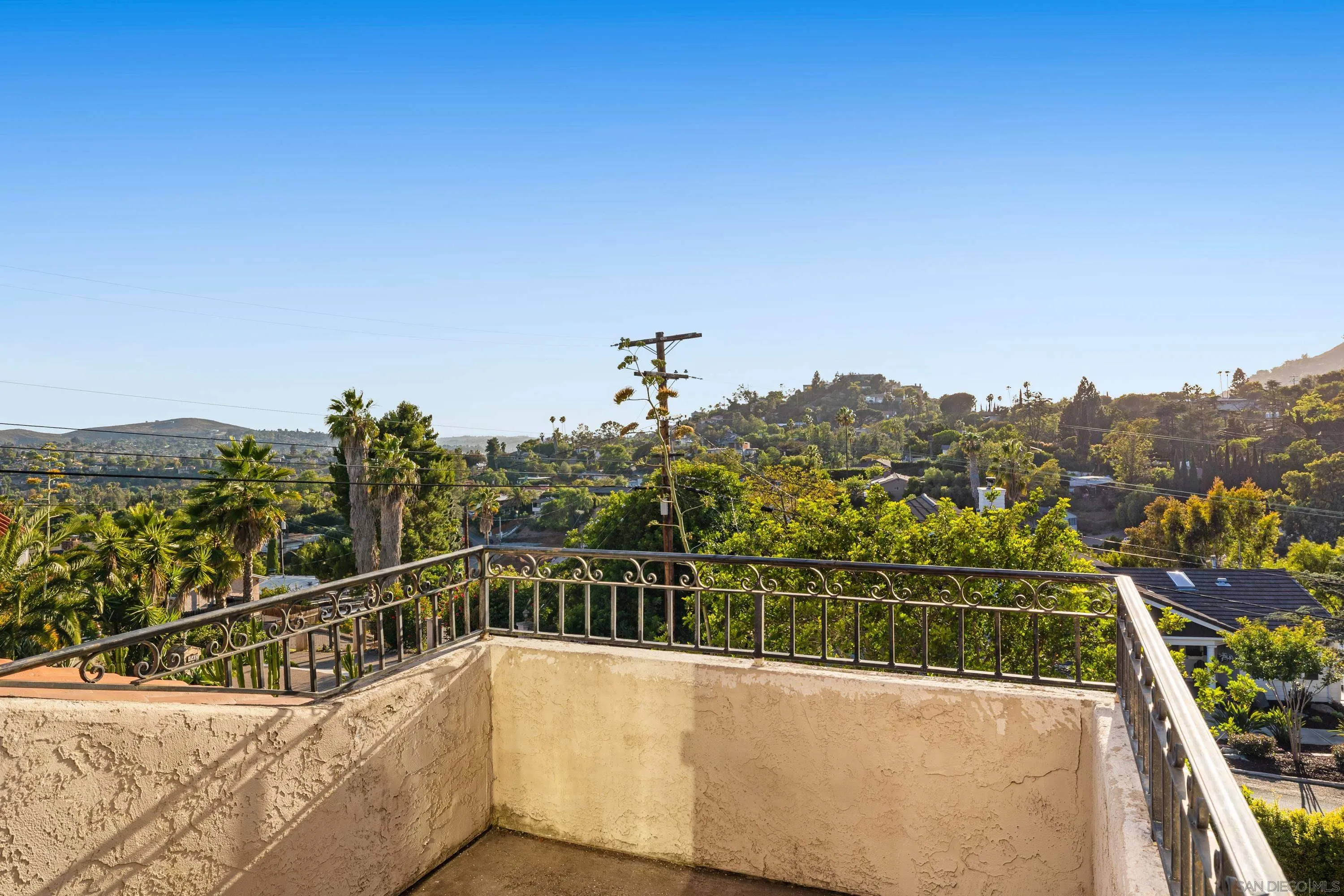 https://cdn.realtyfeed.com/cdn/127/260010378/059242cd7b05e84fc209487c95767652.webp