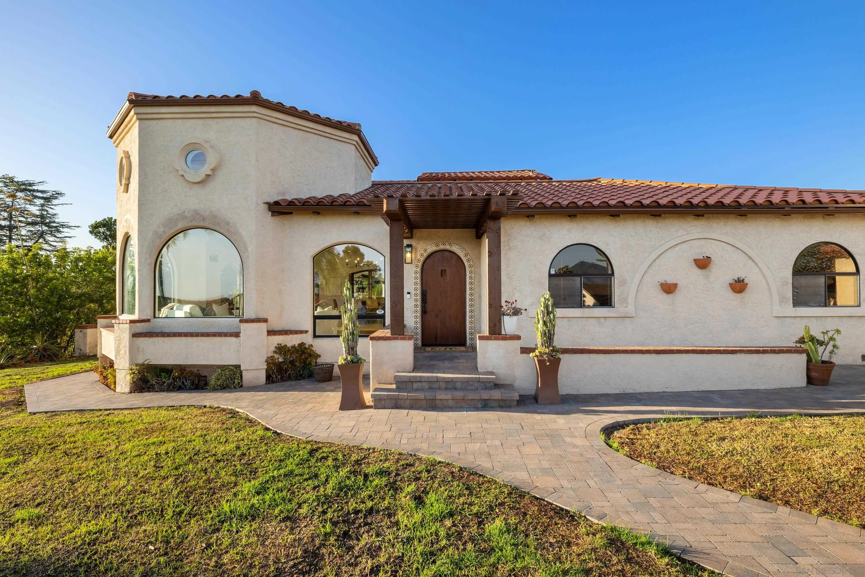 https://cdn.realtyfeed.com/cdn/127/260010378/17fca0a97ba21a65f367dafbe996f26f.webp