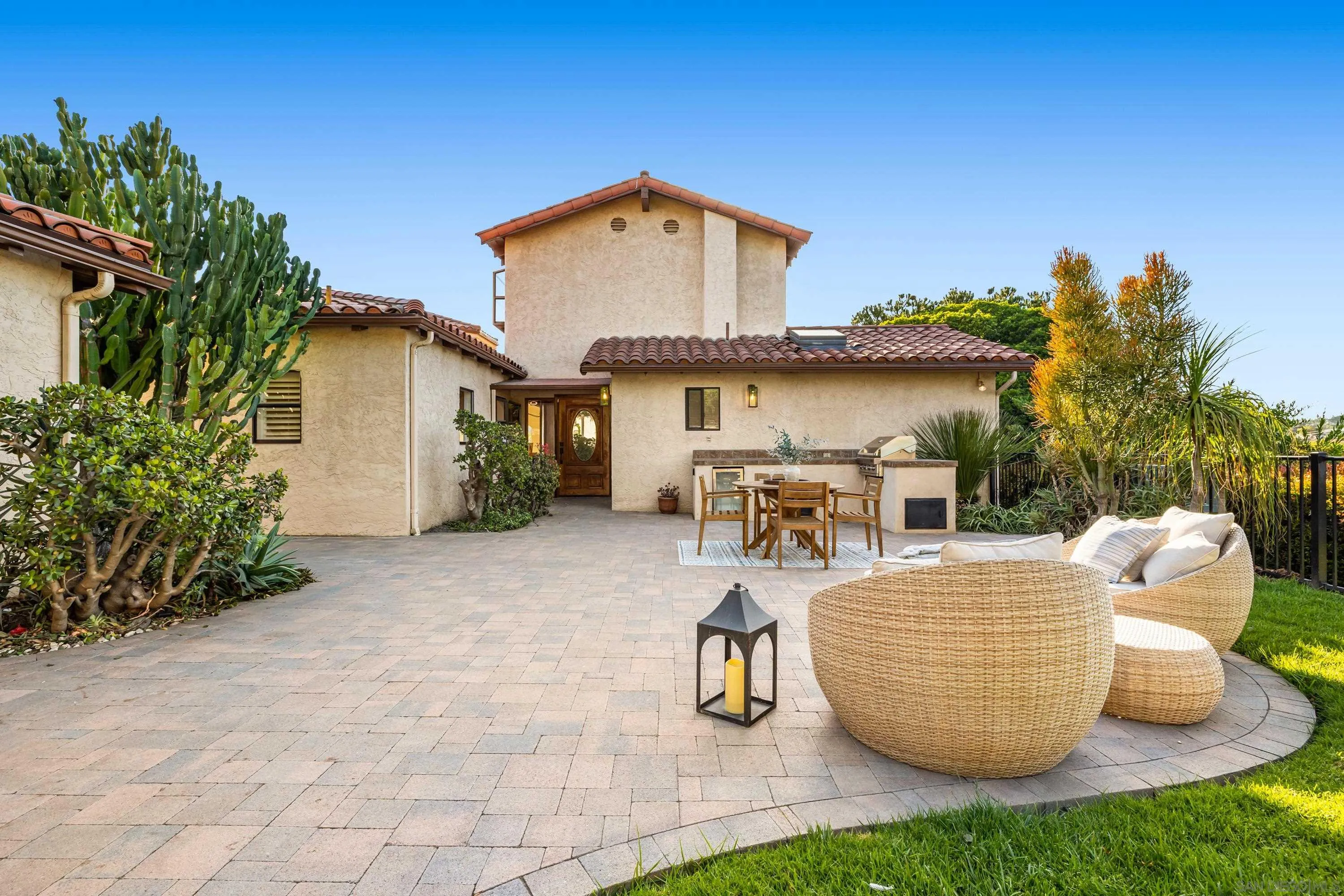 https://cdn.realtyfeed.com/cdn/127/260010378/769179a05378f20ee49cebb76fde49b0.webp