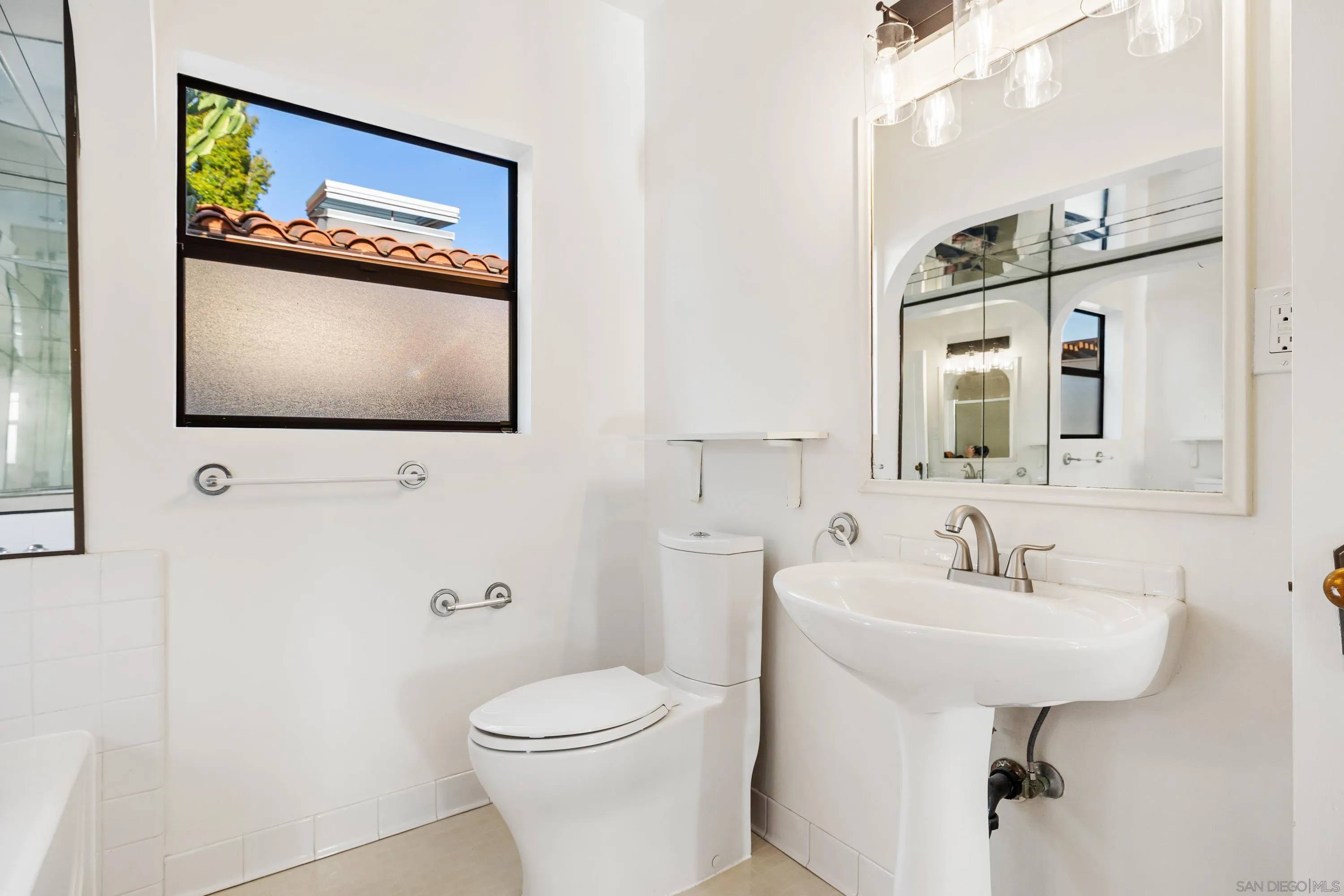 https://cdn.realtyfeed.com/cdn/127/260010378/d722cd42f01870f685a994a058e1ab25.webp