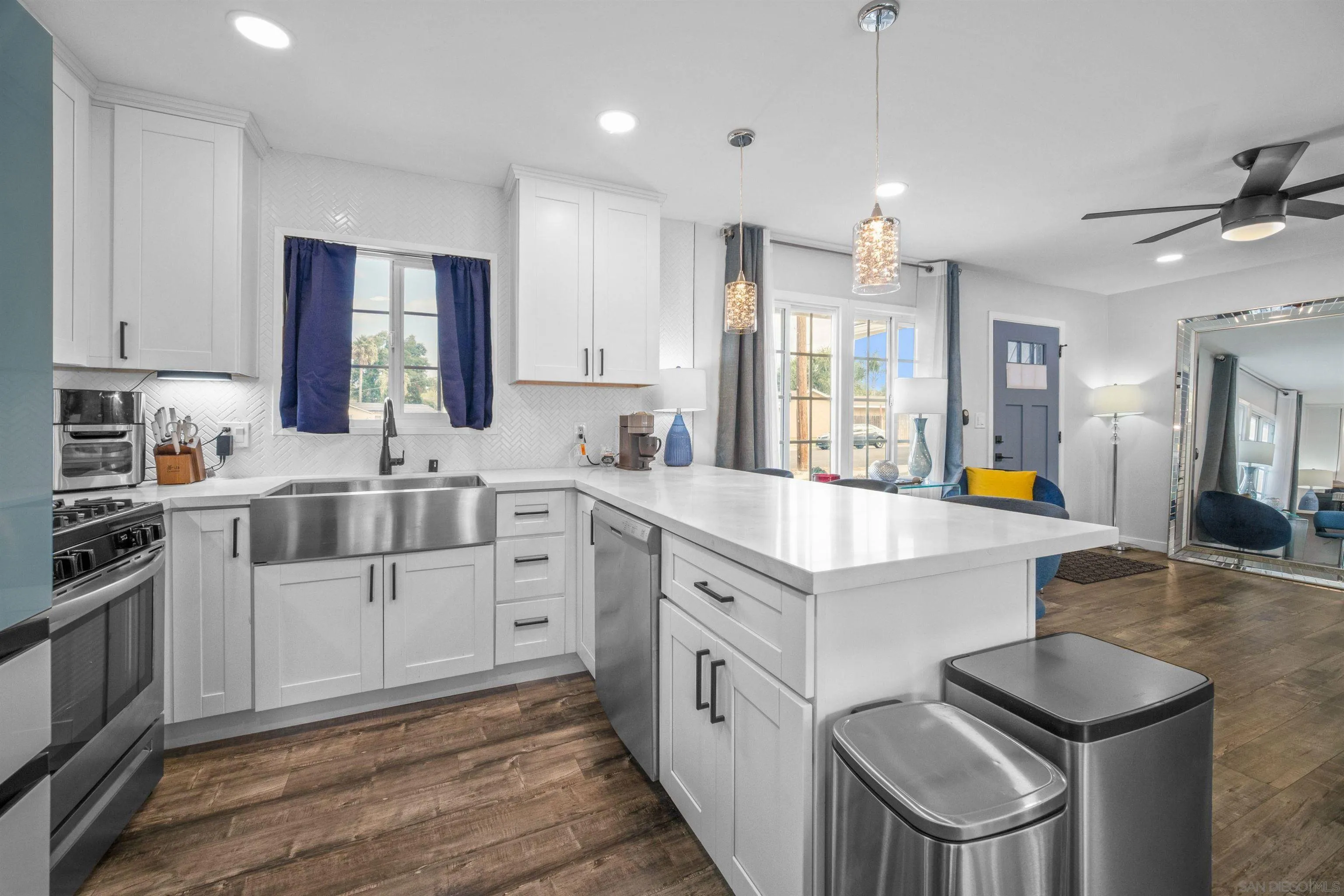 https://cdn.realtyfeed.com/cdn/127/260010380/146736c324461782d668563aac790422.webp