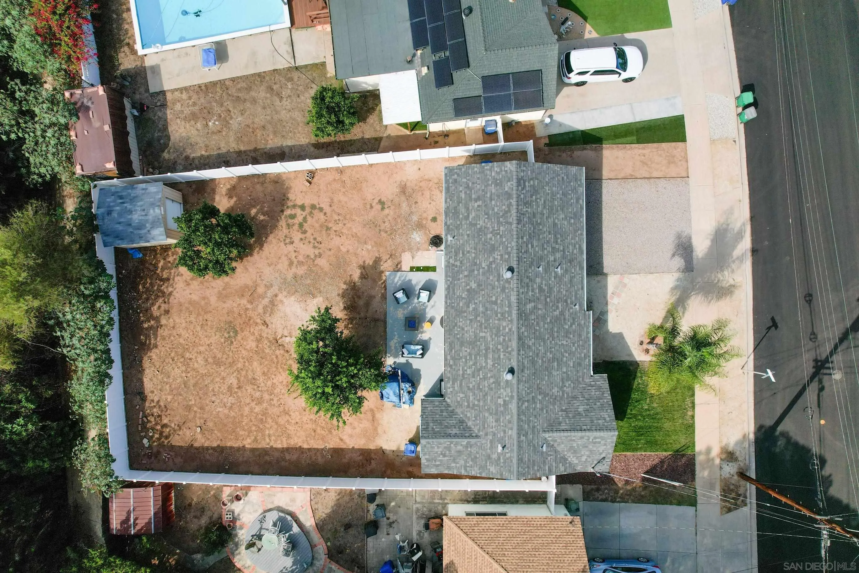 https://cdn.realtyfeed.com/cdn/127/260010380/a3aa43dd66042e1defa6bc7d89f5c595.webp