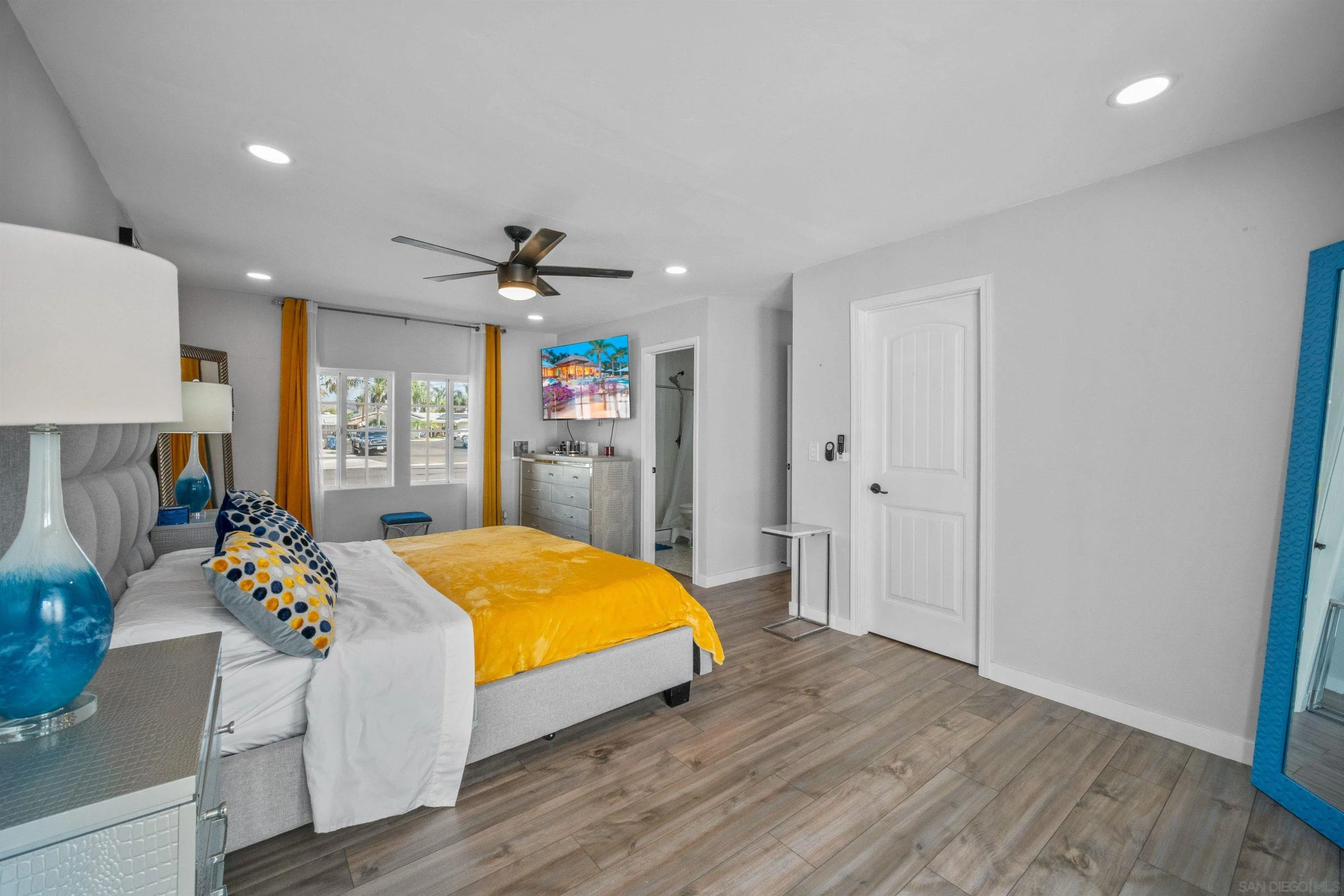 https://cdn.realtyfeed.com/cdn/127/260010380/aa8cfb05e0502b60d5e1e3aed53f9169.webp