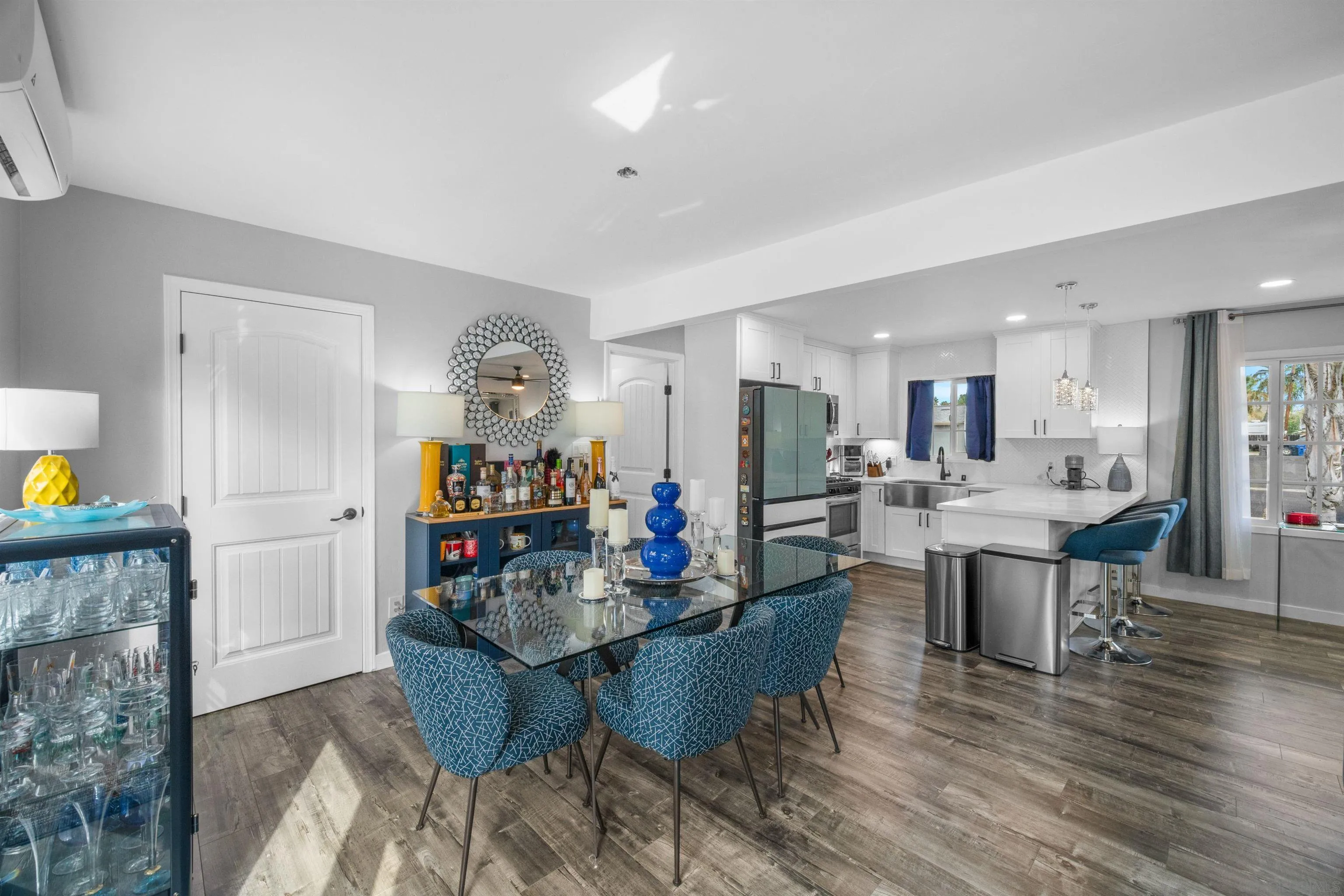 https://cdn.realtyfeed.com/cdn/127/260010380/b26d634513adcaa861896d25617ee41e.webp