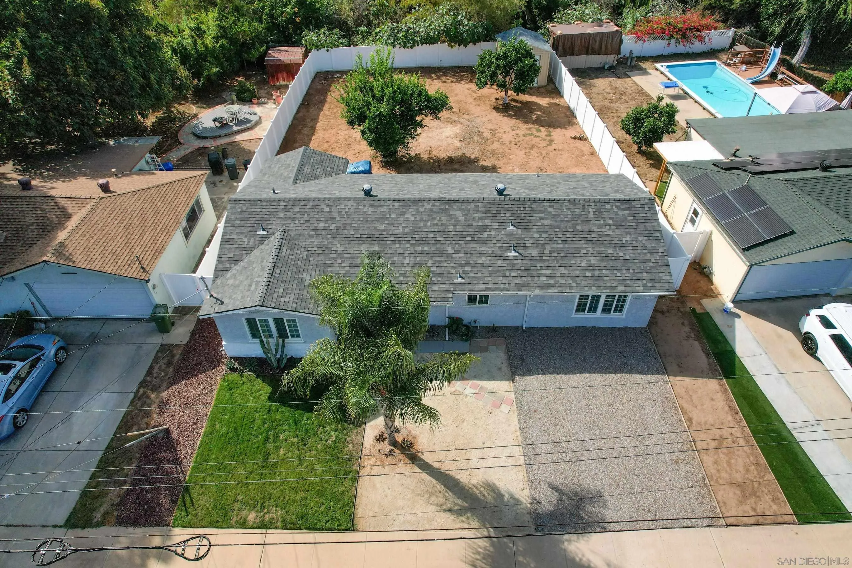 https://cdn.realtyfeed.com/cdn/127/260010380/c4ccd906163718532429bd841fff448c.webp