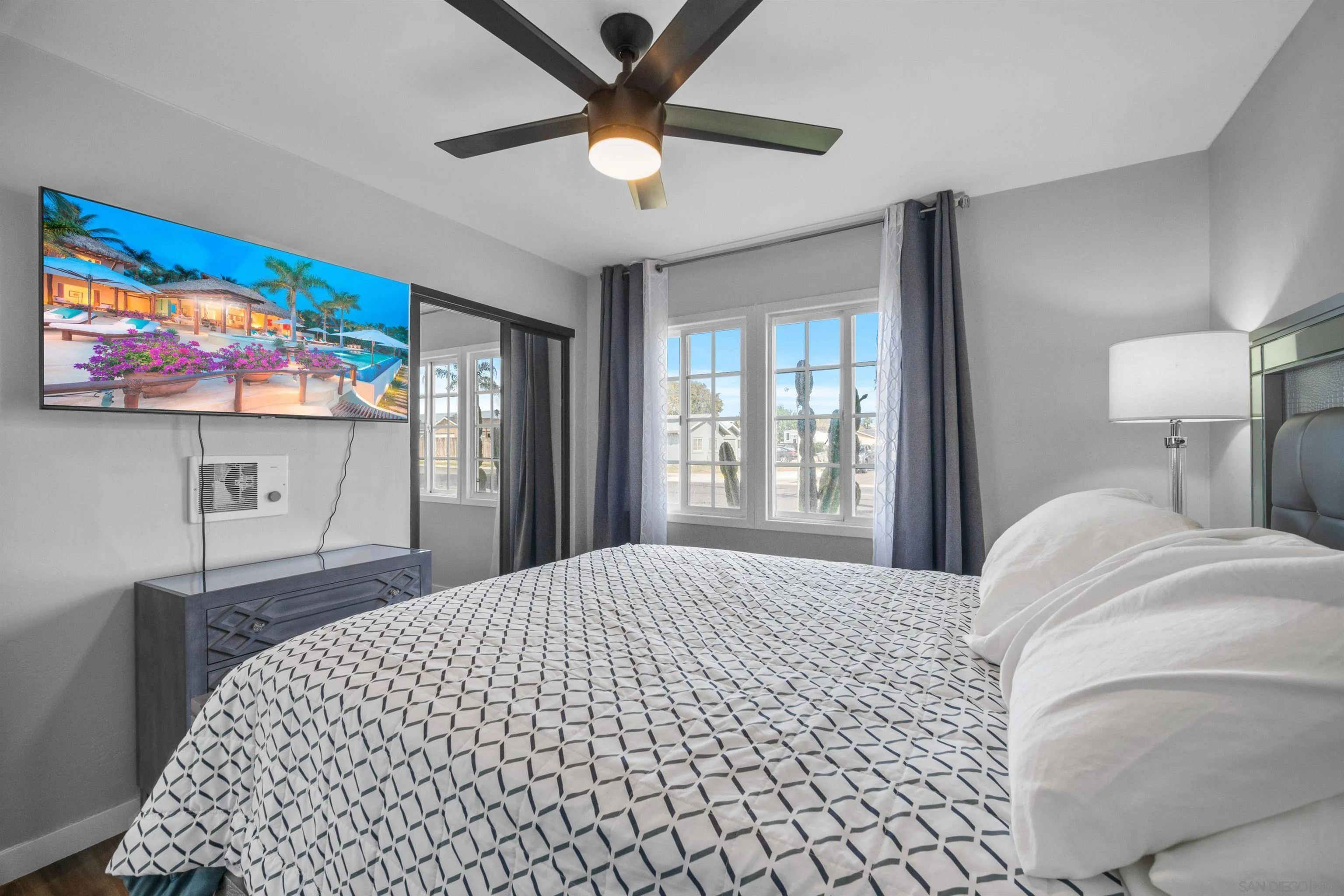 https://cdn.realtyfeed.com/cdn/127/260010380/c5ce2060250d8cde3e21327bea6b5f37.webp