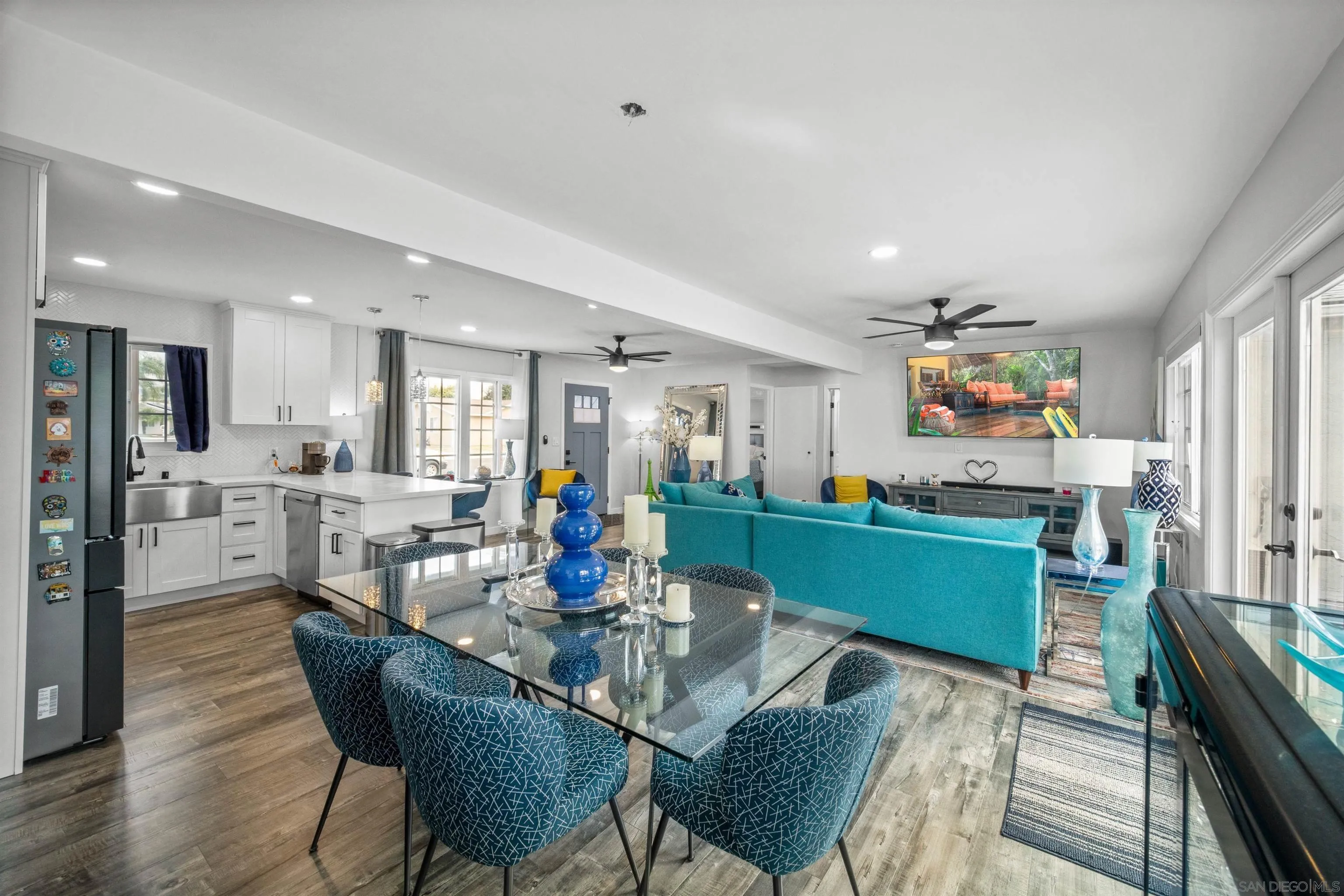 https://cdn.realtyfeed.com/cdn/127/260010380/f4a143f582ad235bdb99b37b113bb42d.webp