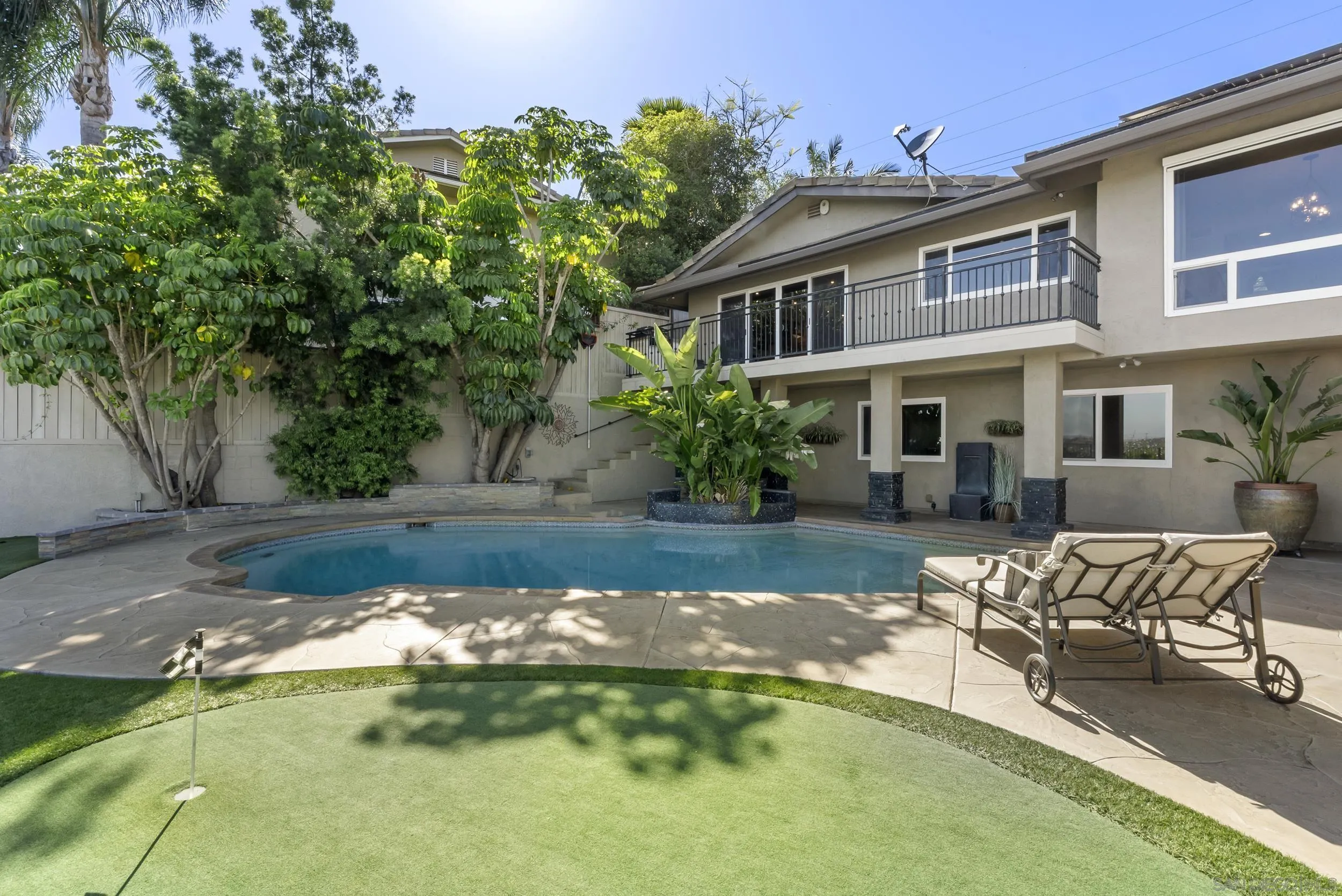 https://cdn.realtyfeed.com/cdn/127/260010384/57c414dd75dfd14b31cb2619a8bf70b2.webp