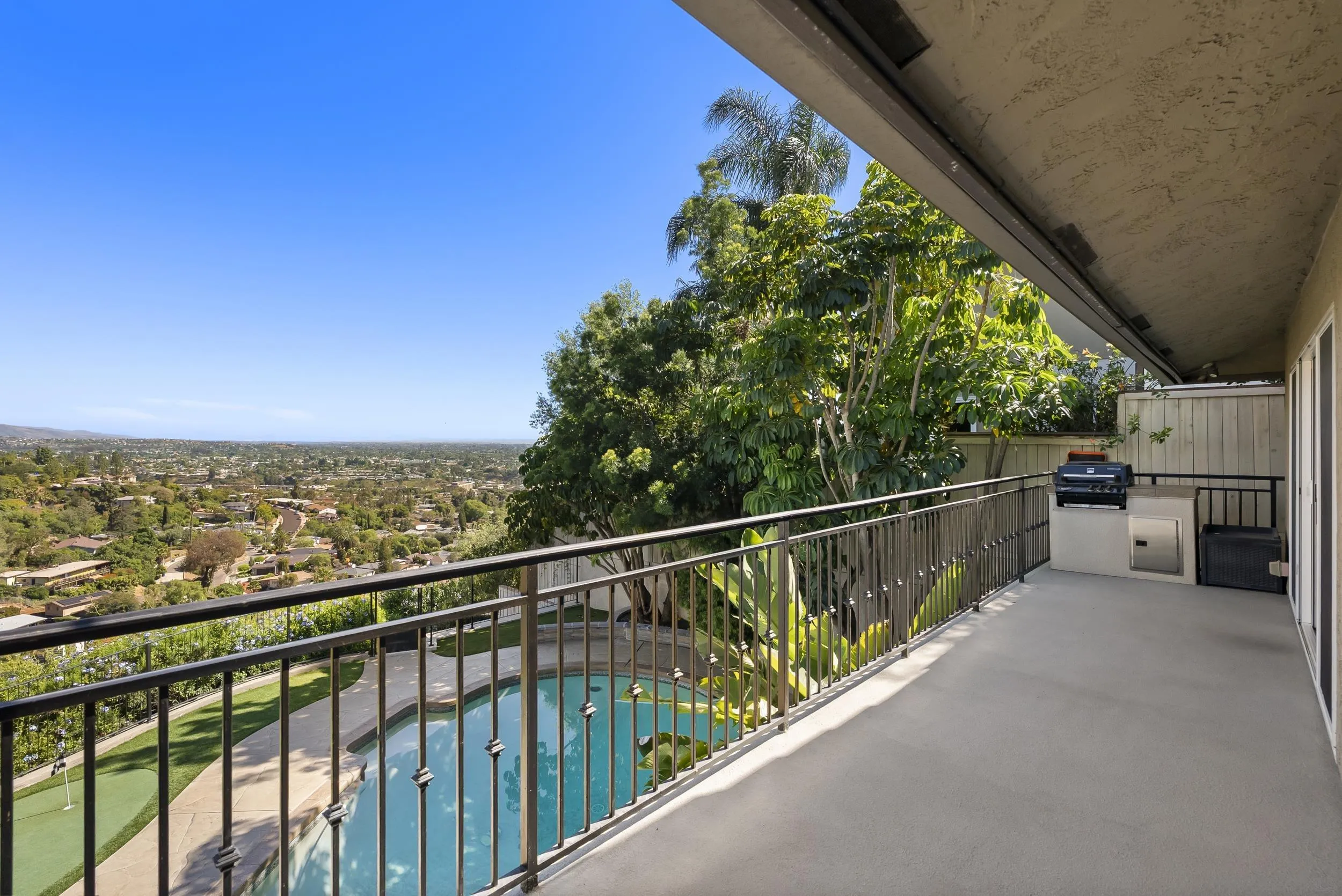 https://cdn.realtyfeed.com/cdn/127/260010384/5baf5c15d8c8b626a854b8651b93f1cb.webp