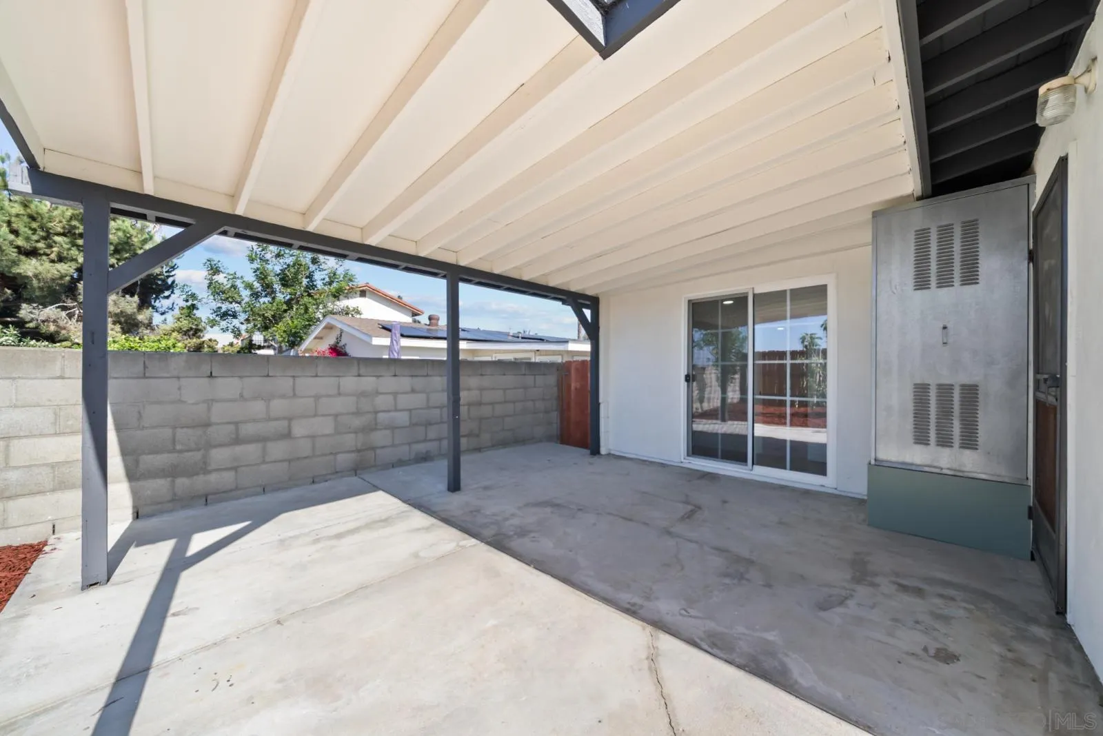 https://cdn.realtyfeed.com/cdn/127/260010389/d63b53334f3ccd95ef873d73aadb8725.webp