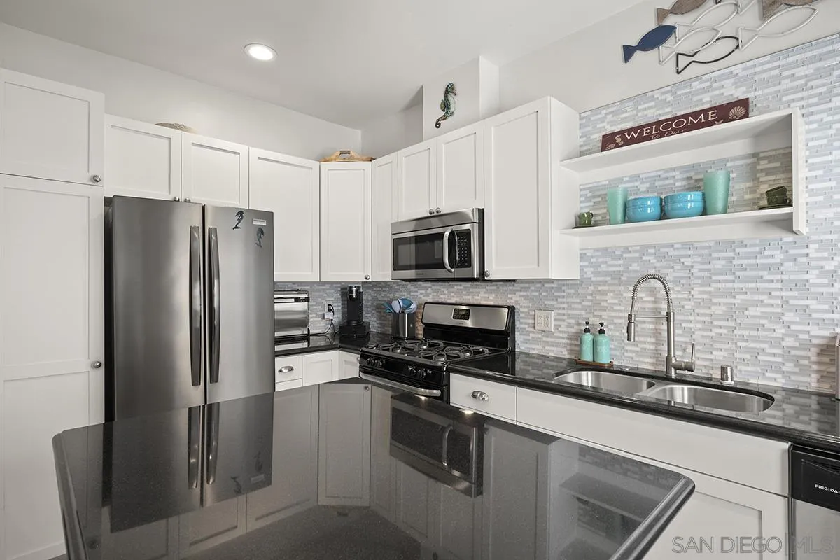Photo #10: 260010390 Listing: Photo #10