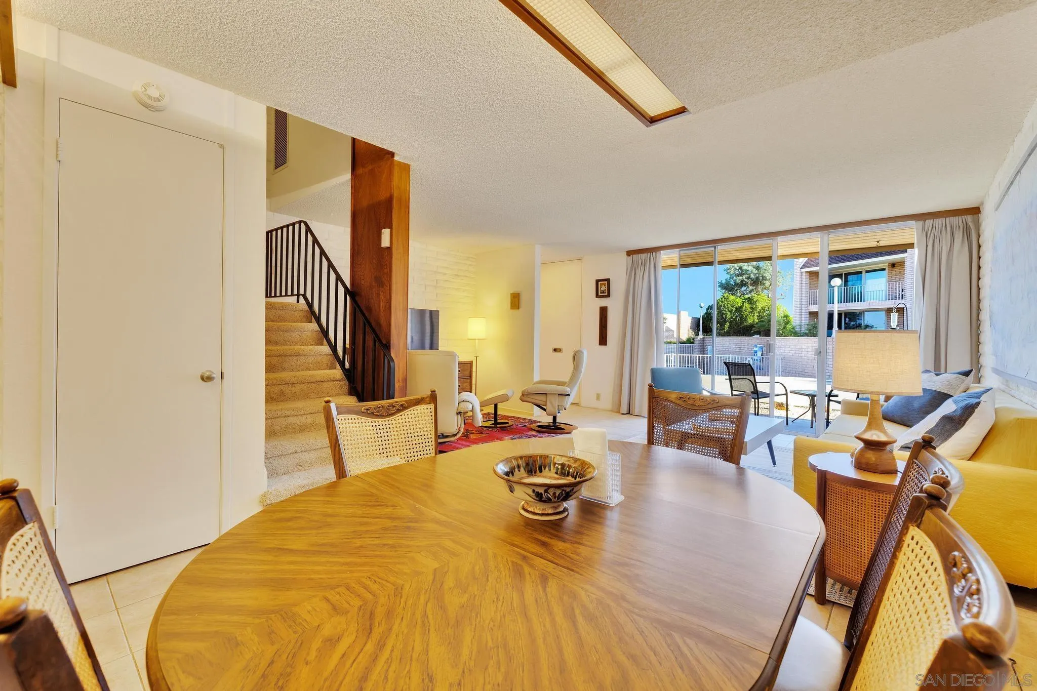 Photo #5: 260010396 Listing: Photo #5