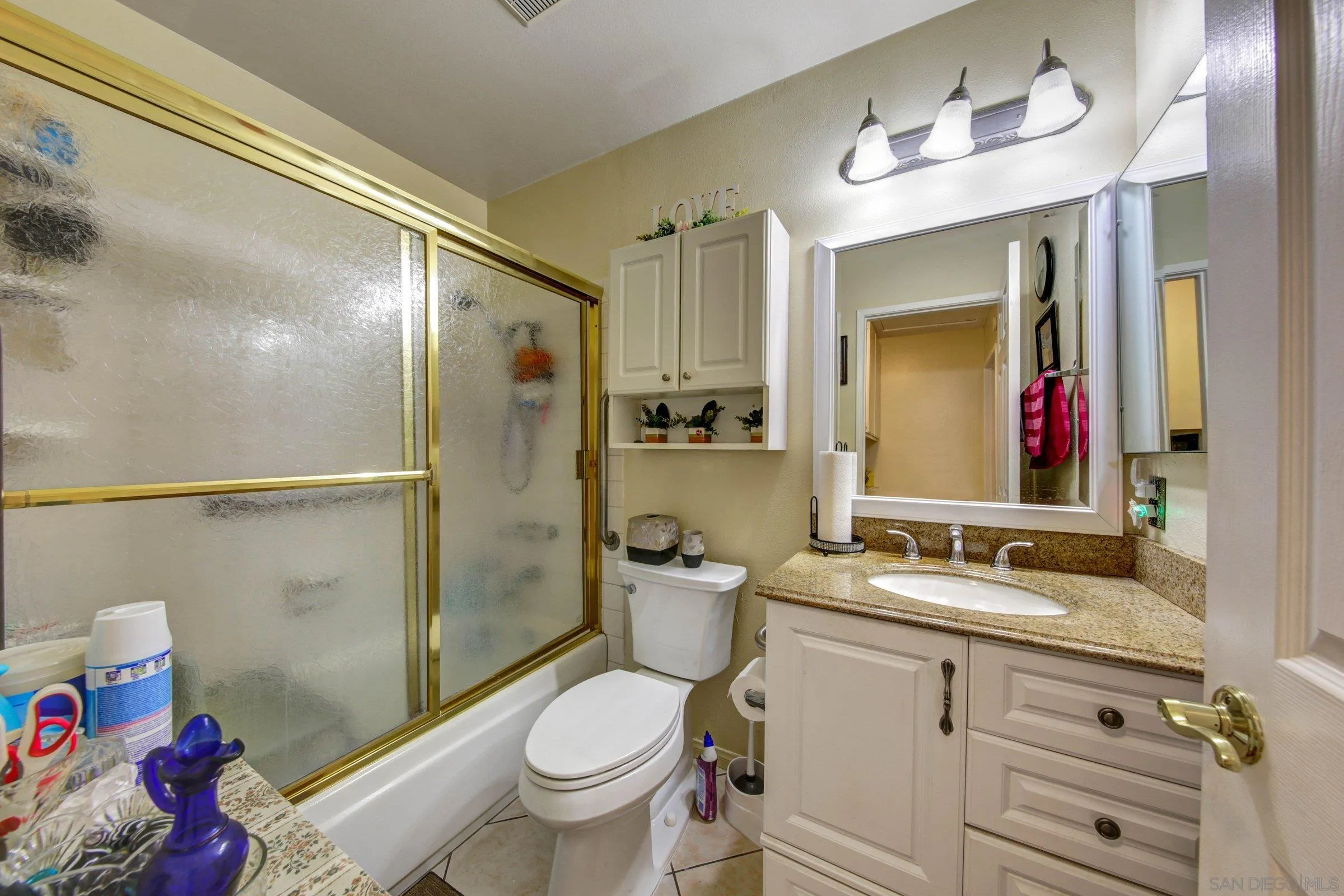 https://cdn.realtyfeed.com/cdn/127/260010397/1b6e0810610ee44e14afd2d87e4cb183.webp