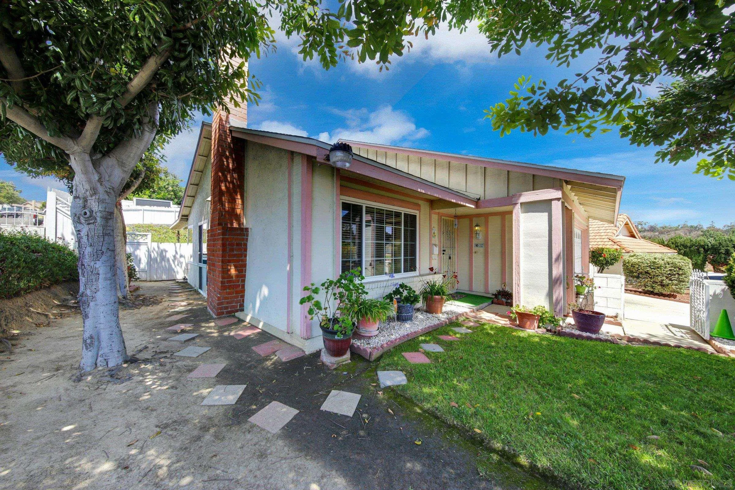 https://cdn.realtyfeed.com/cdn/127/260010397/9df993be95f70851b68e53f033839b74.webp