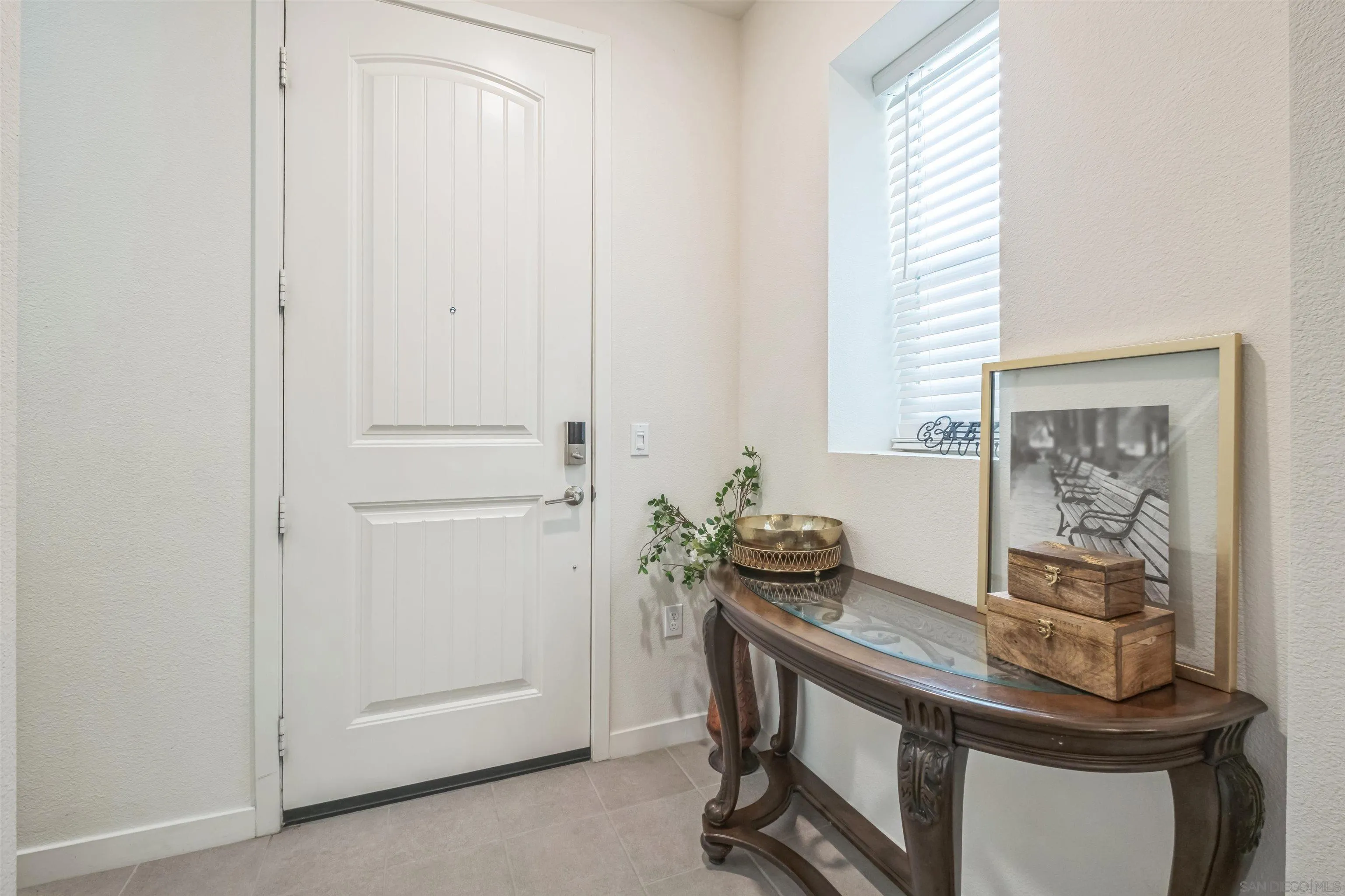 Photo #7: 260010401 Listing: Photo #7