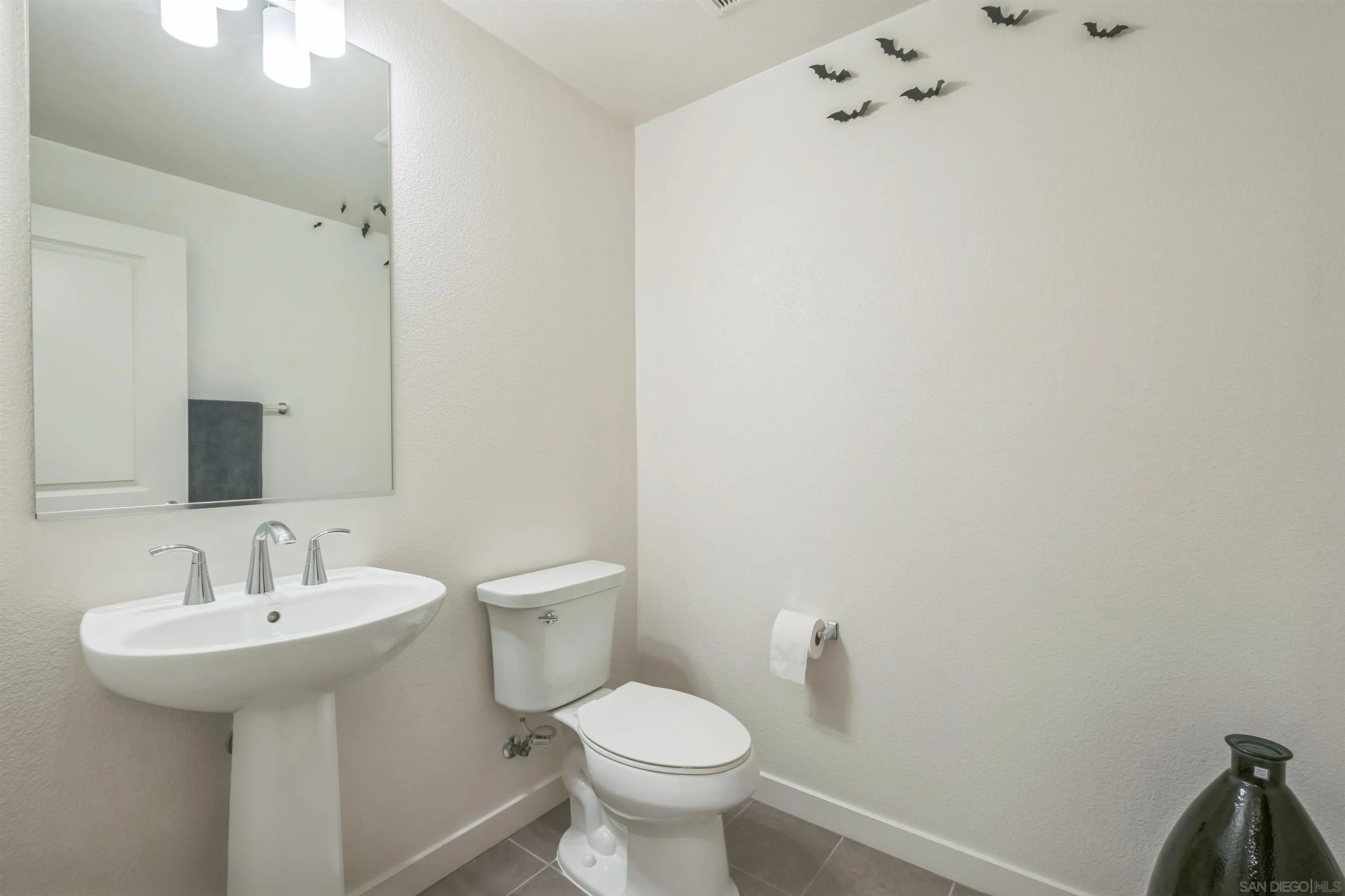 Photo #20: 260010401 Listing: Photo #20
