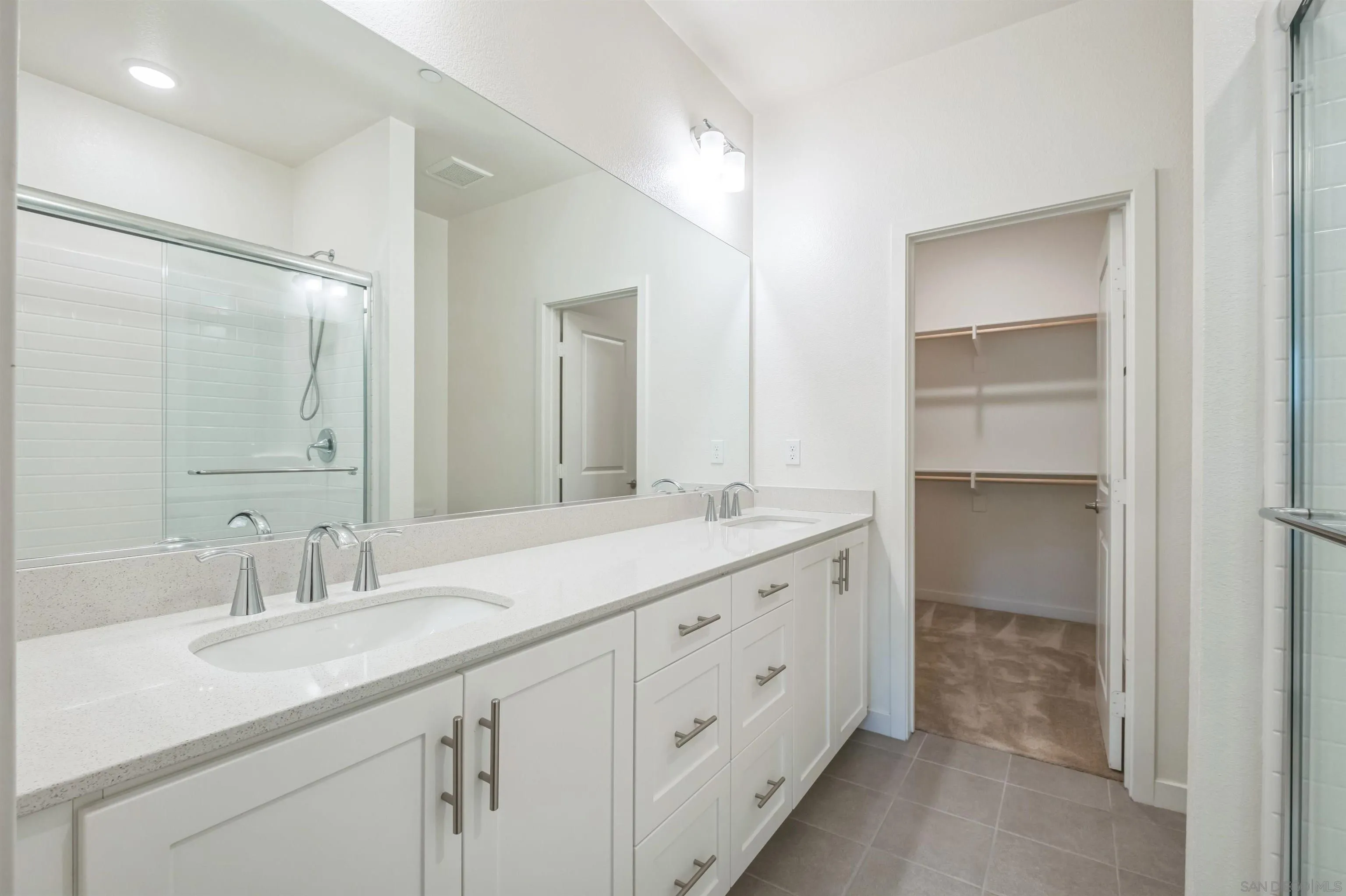 Photo #21: 260010401 Listing: Photo #21