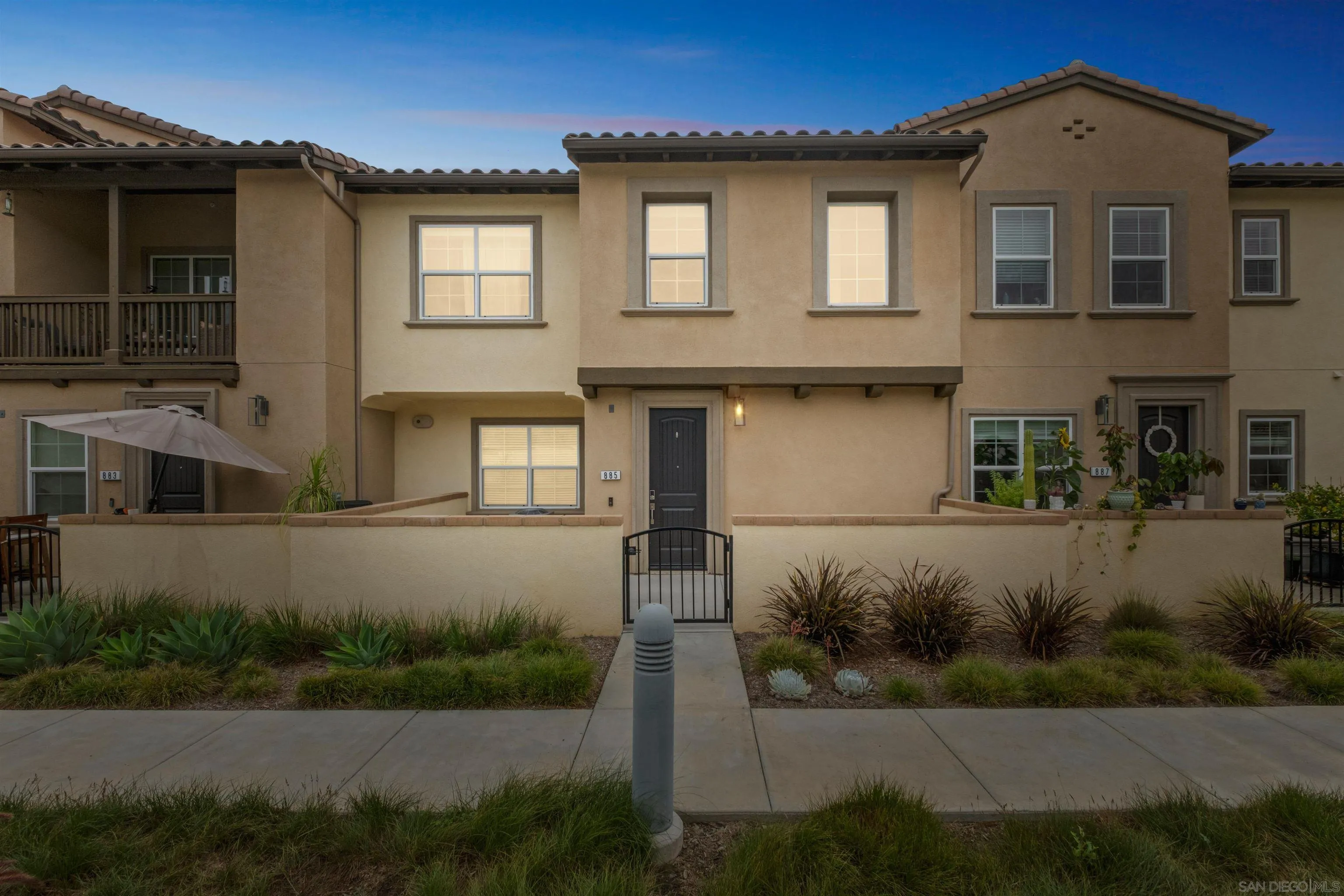 Photo #2: 260010401 Listing: Photo #2