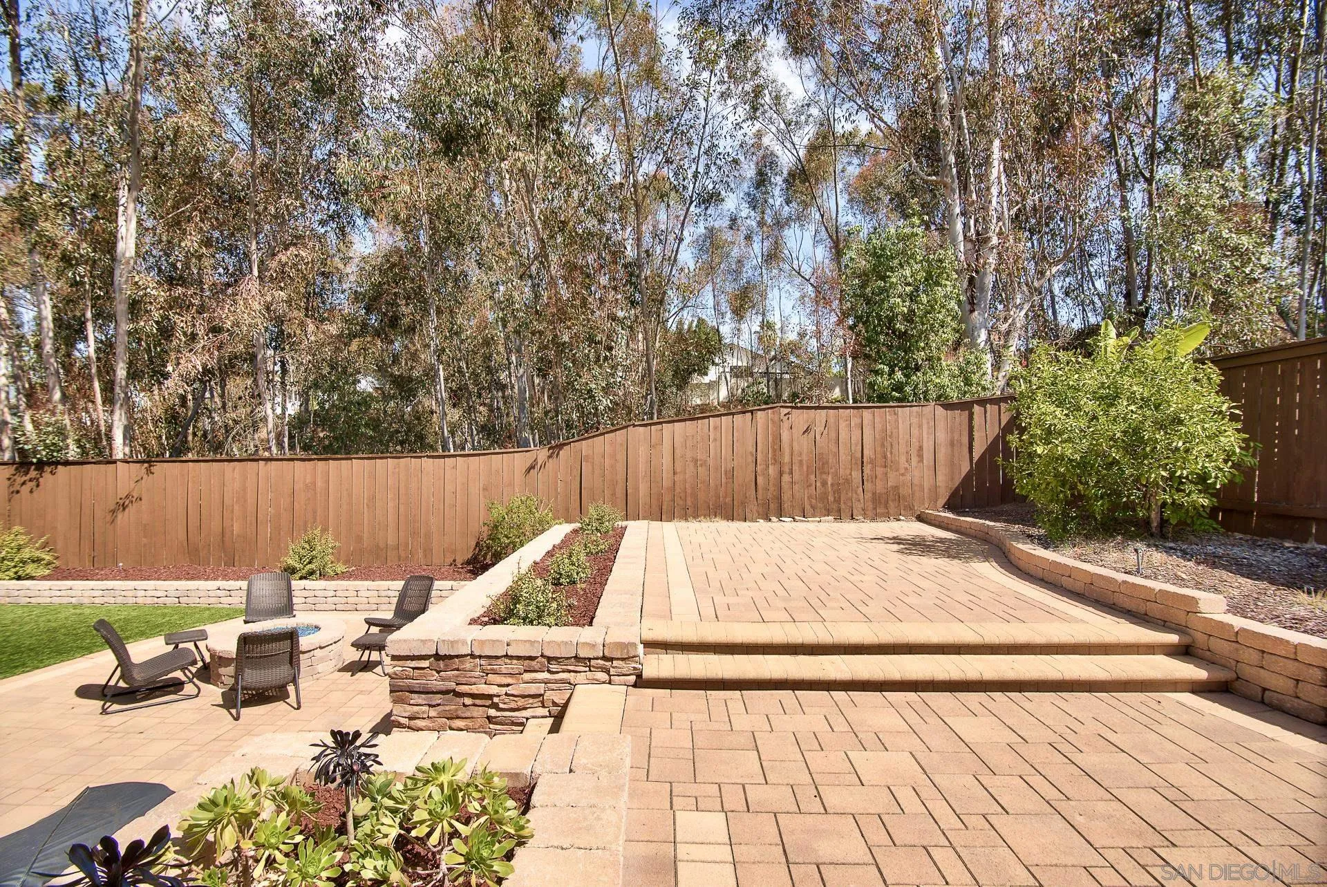 https://cdn.realtyfeed.com/cdn/127/260010404/35d05e7a18aca383ebb36f93e28a4846.webp