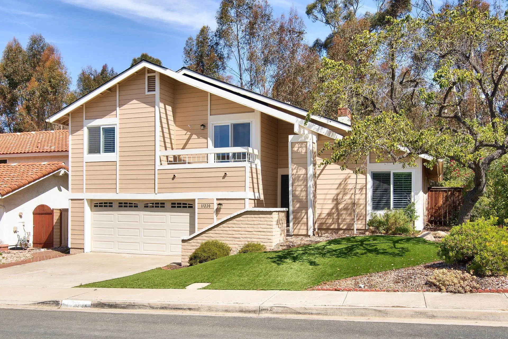 https://cdn.realtyfeed.com/cdn/127/260010404/41283b91fa1416065531e73275460191.webp