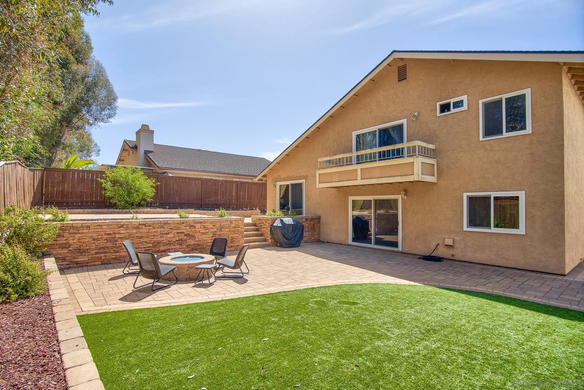 https://cdn.realtyfeed.com/cdn/127/260010404/9cb334a242b34fc682bcf4ff6392aaa1.webp