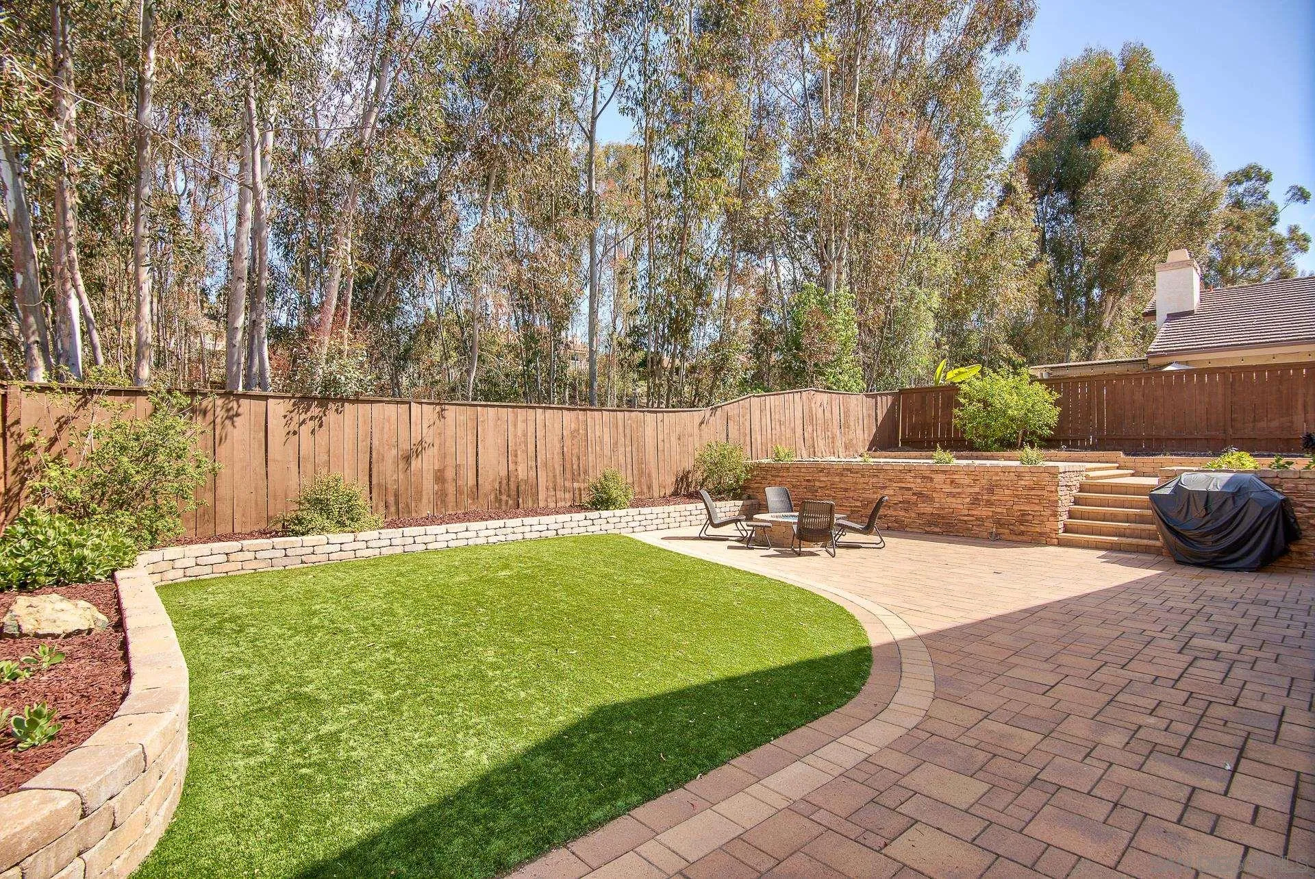 https://cdn.realtyfeed.com/cdn/127/260010404/fa7da52e9c2d2d5254388722bb57bd5e.webp