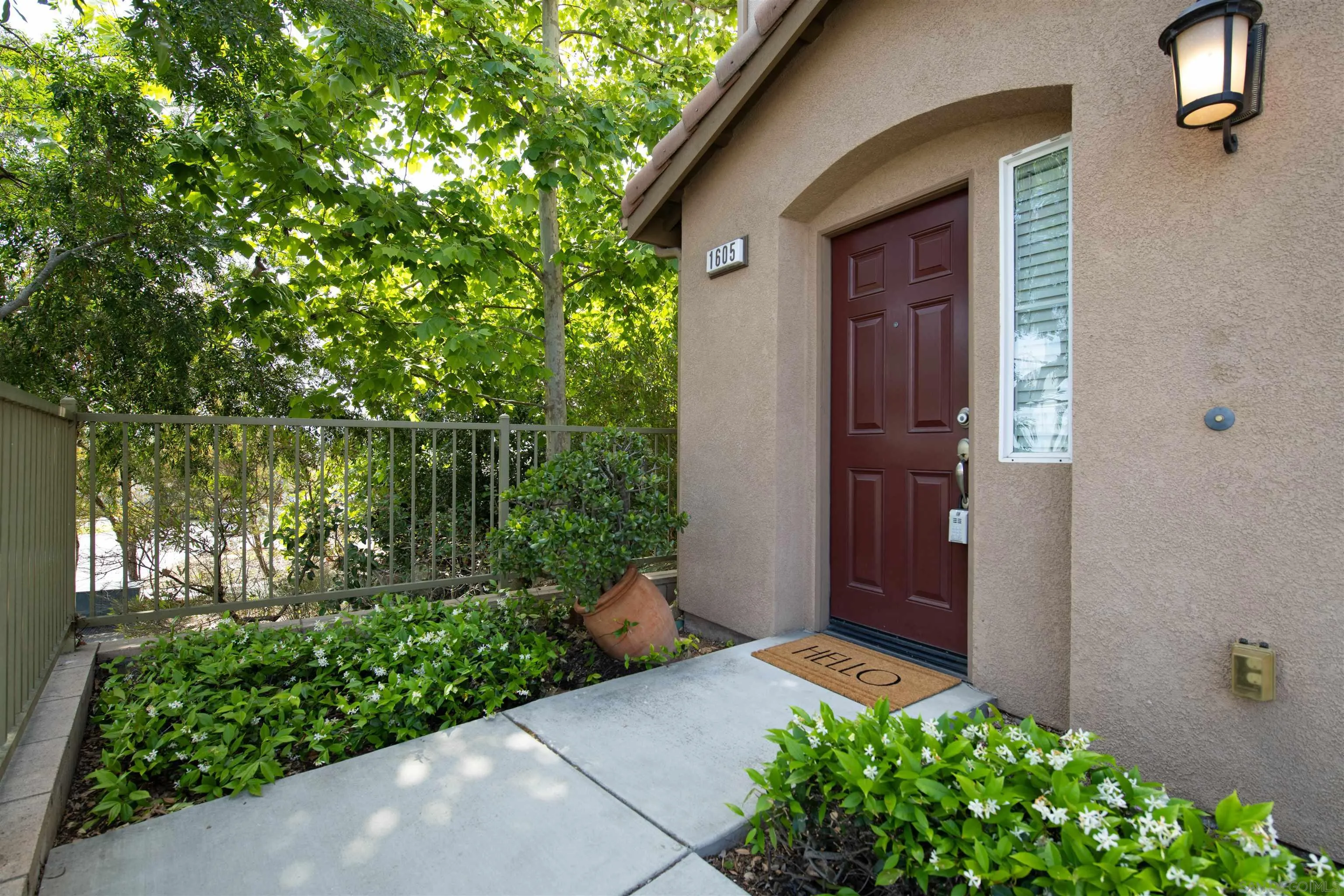 Photo #3: 260010407 Listing: Photo #3