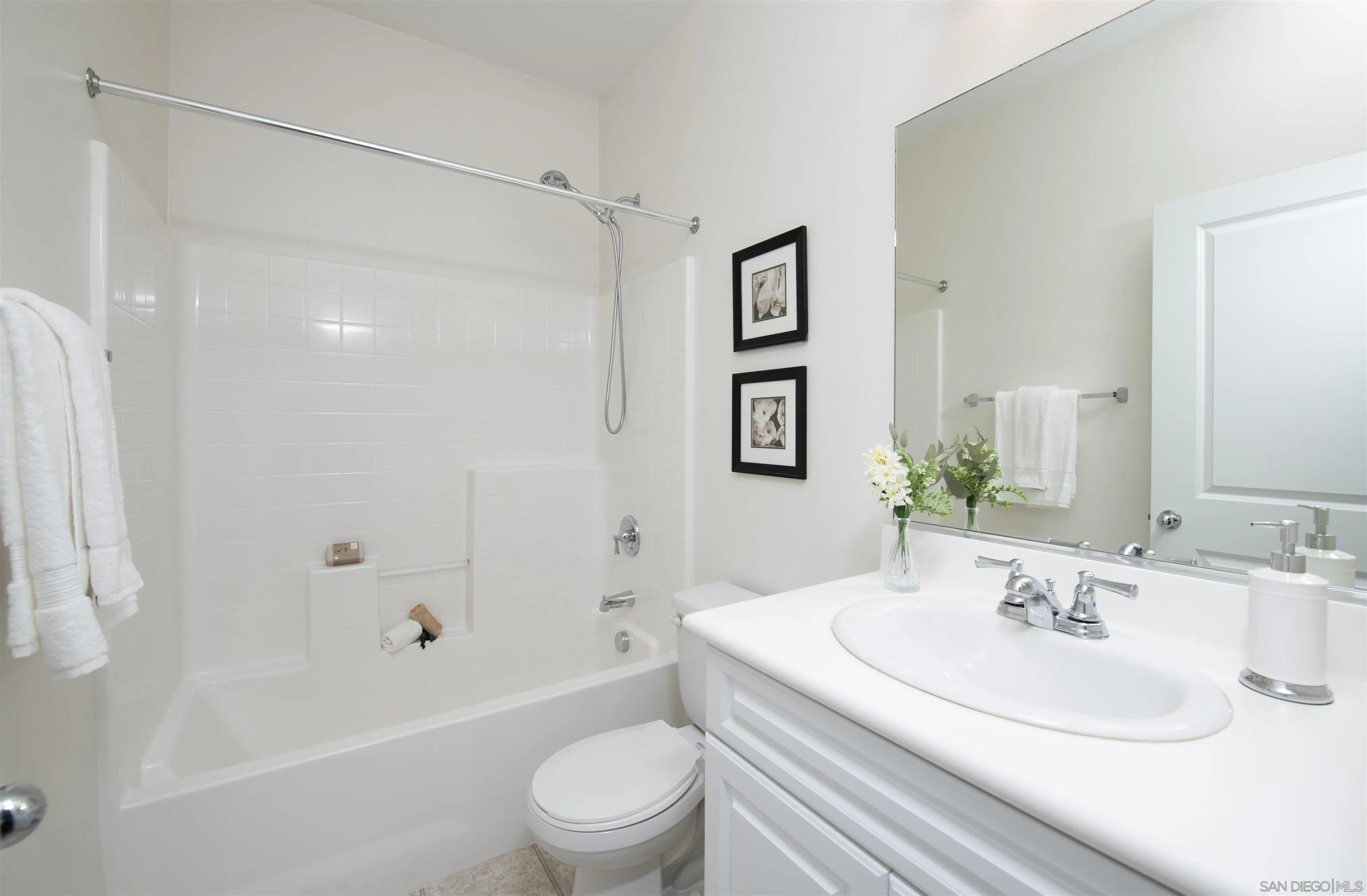Photo #19: 260010407 Listing: Photo #19