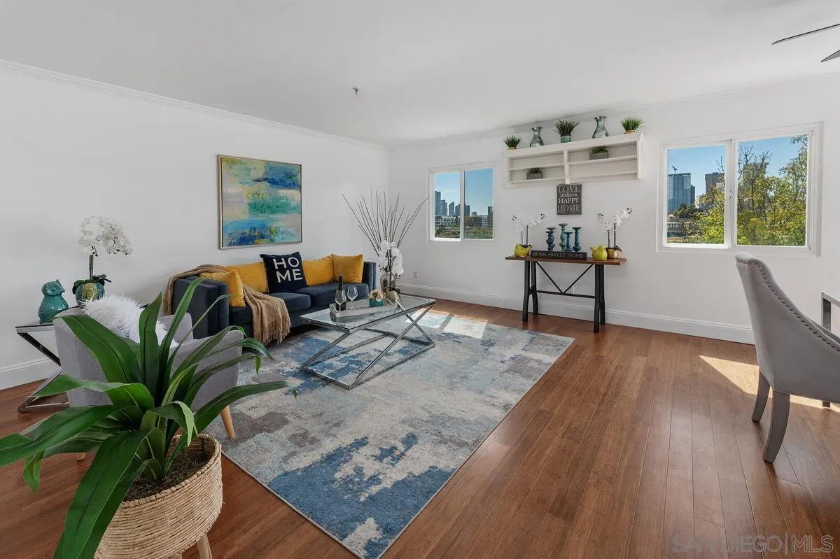 https://cdn.realtyfeed.com/cdn/127/260010408/3cf8b8e0129846f243e23c90cc666452.webp
