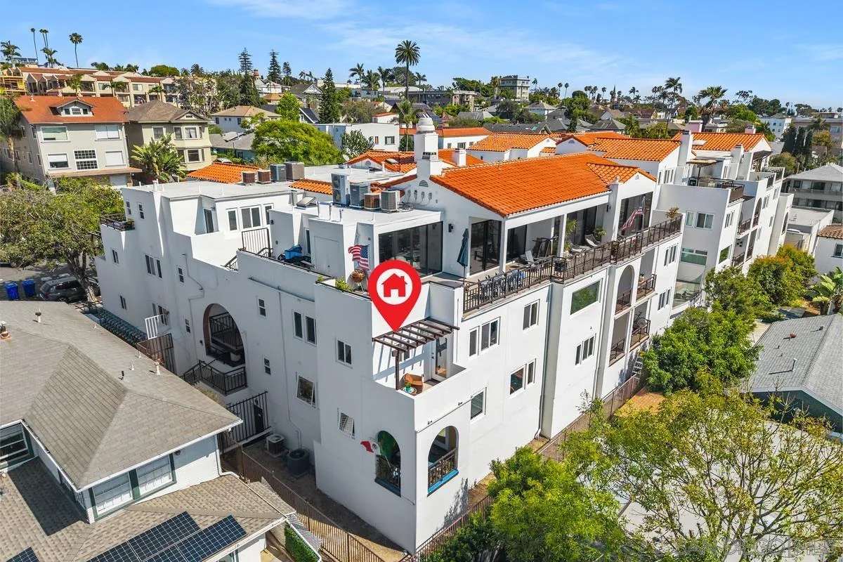 https://cdn.realtyfeed.com/cdn/127/260010408/b457c6f5eec09c3005d4f3a3fbb6a13a.webp