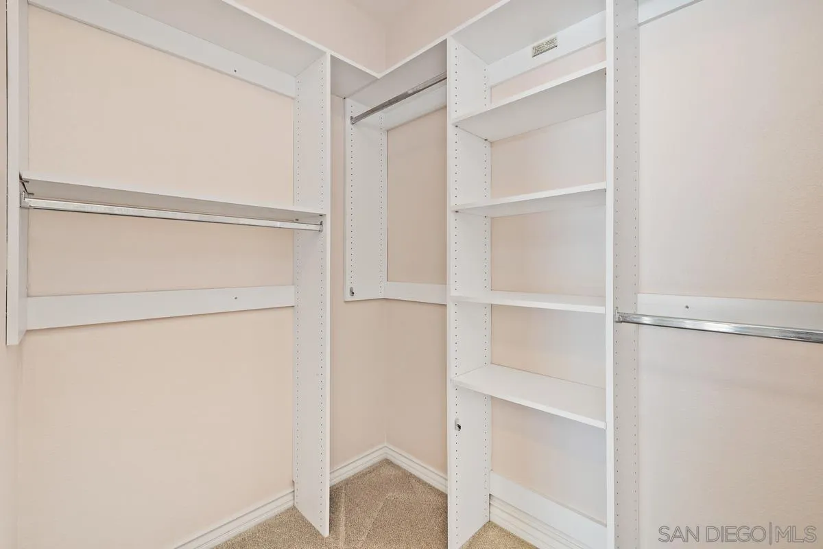 Photo #21: 260010409 Listing: Photo #21