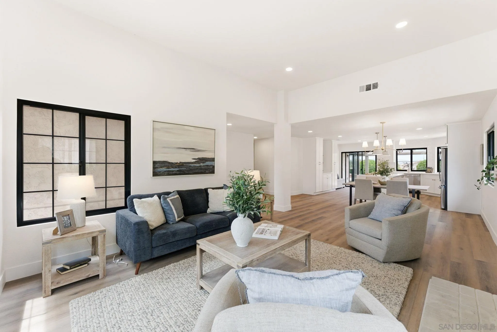 https://cdn.realtyfeed.com/cdn/127/260010410/54e7ce69d5d0d7a3f75bccc8ae0cc95a.webp