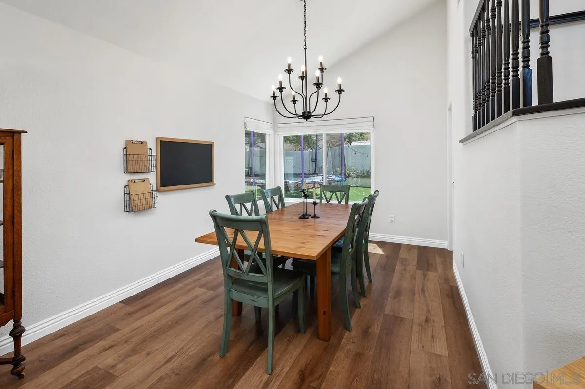https://cdn.realtyfeed.com/cdn/127/260010416/8d5bc9a030fbaf8b08ac3f52e1878eab.webp