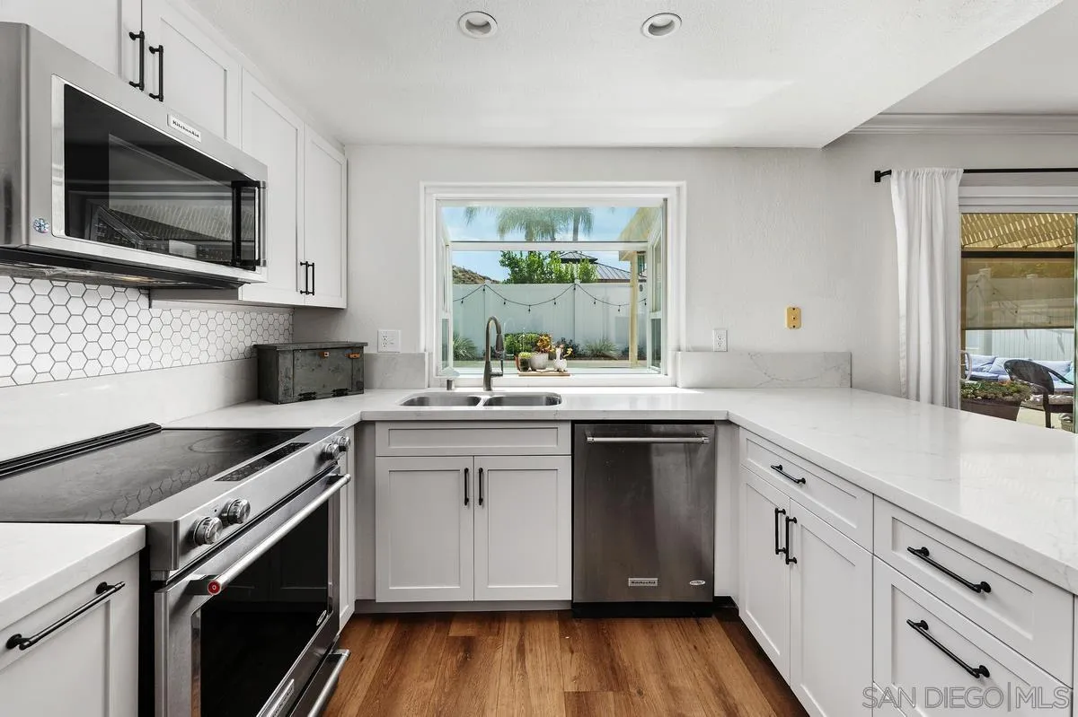 https://cdn.realtyfeed.com/cdn/127/260010416/d723b182b4f4f8de85aafe181a985d8d.webp