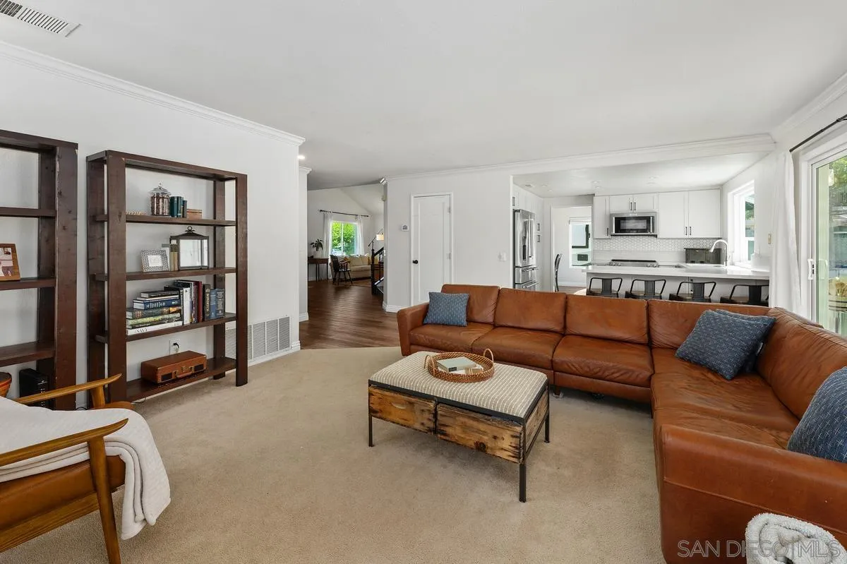 https://cdn.realtyfeed.com/cdn/127/260010416/d7fe9aec27a2c79da74d5209586e4129.webp