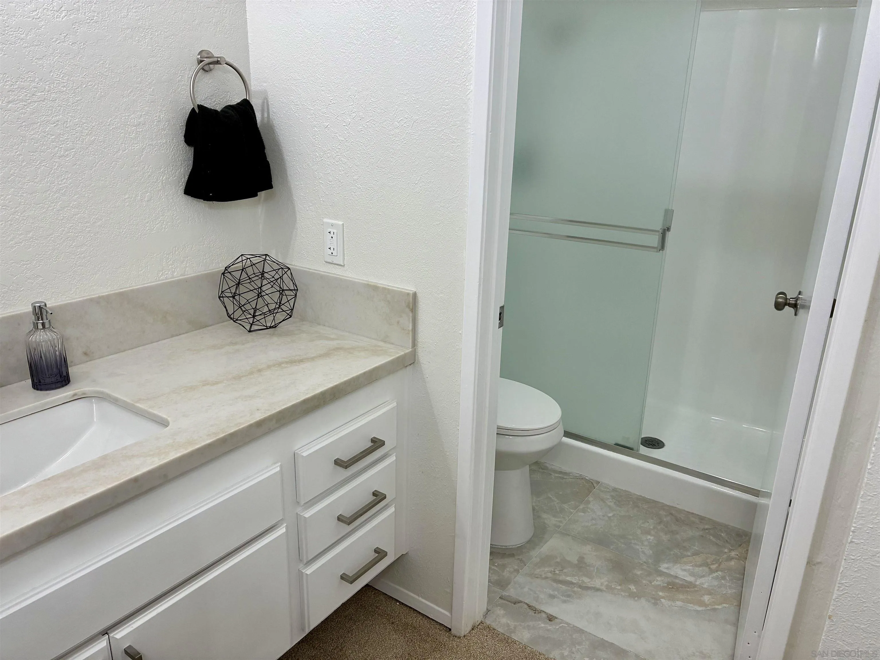 Photo #19: 260010417 Listing: Photo #19