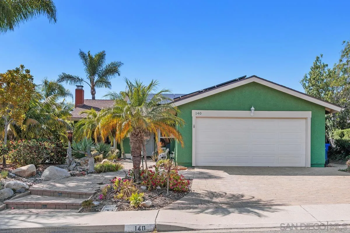 https://cdn.realtyfeed.com/cdn/127/260010424/78461021a899184b2a3eab6644a72301.webp
