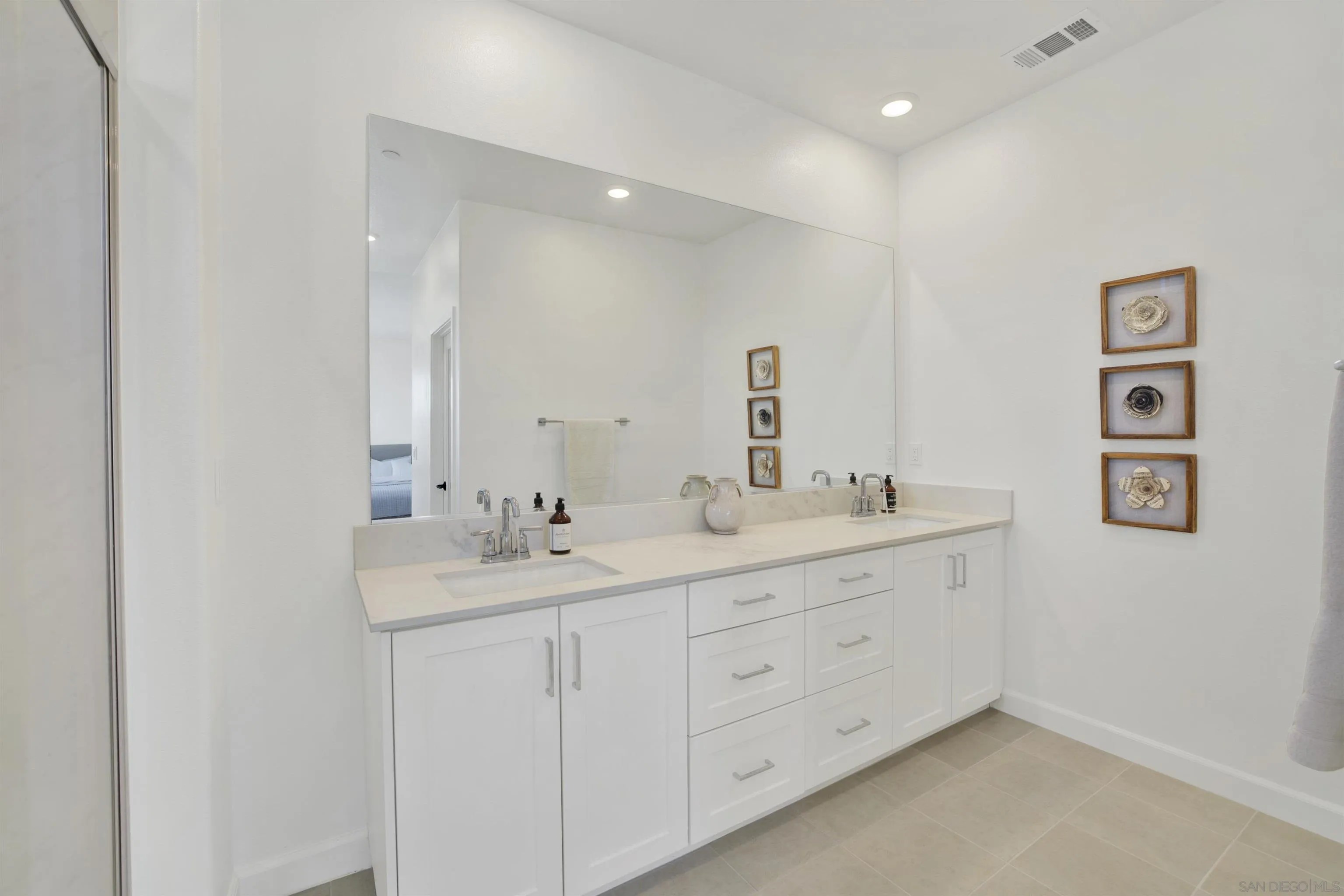 Photo #16: 260010426 Listing: Photo #16
