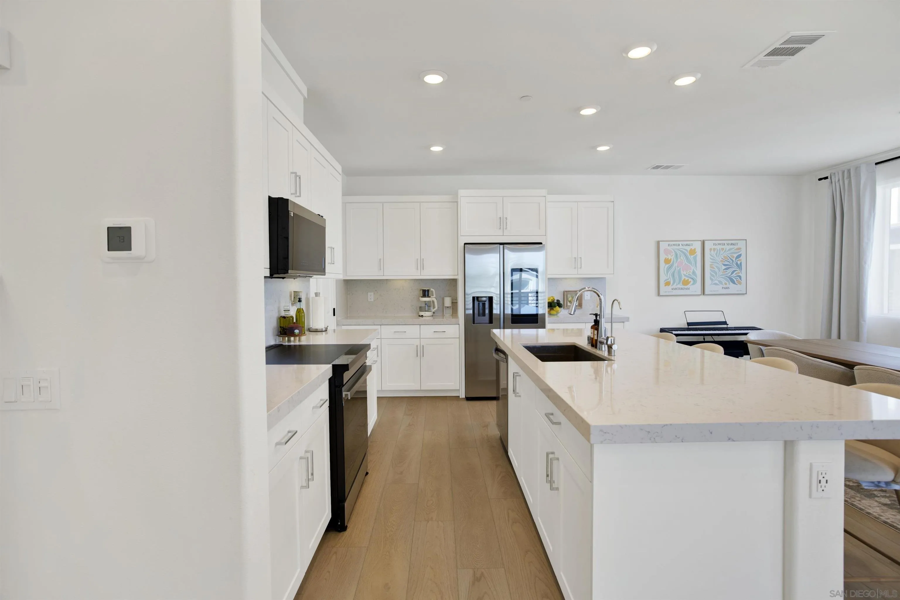 Photo #8: 260010426 Listing: Photo #8